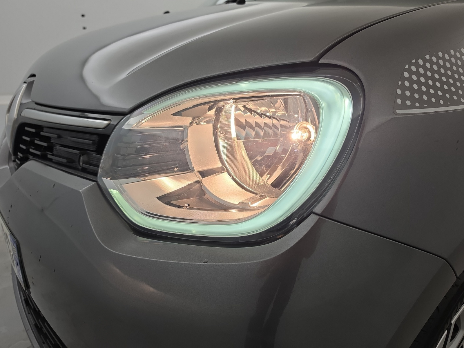 Vente en ligne Renault Twingo Electrique Twingo III E-Tech au prix de 13 990 €