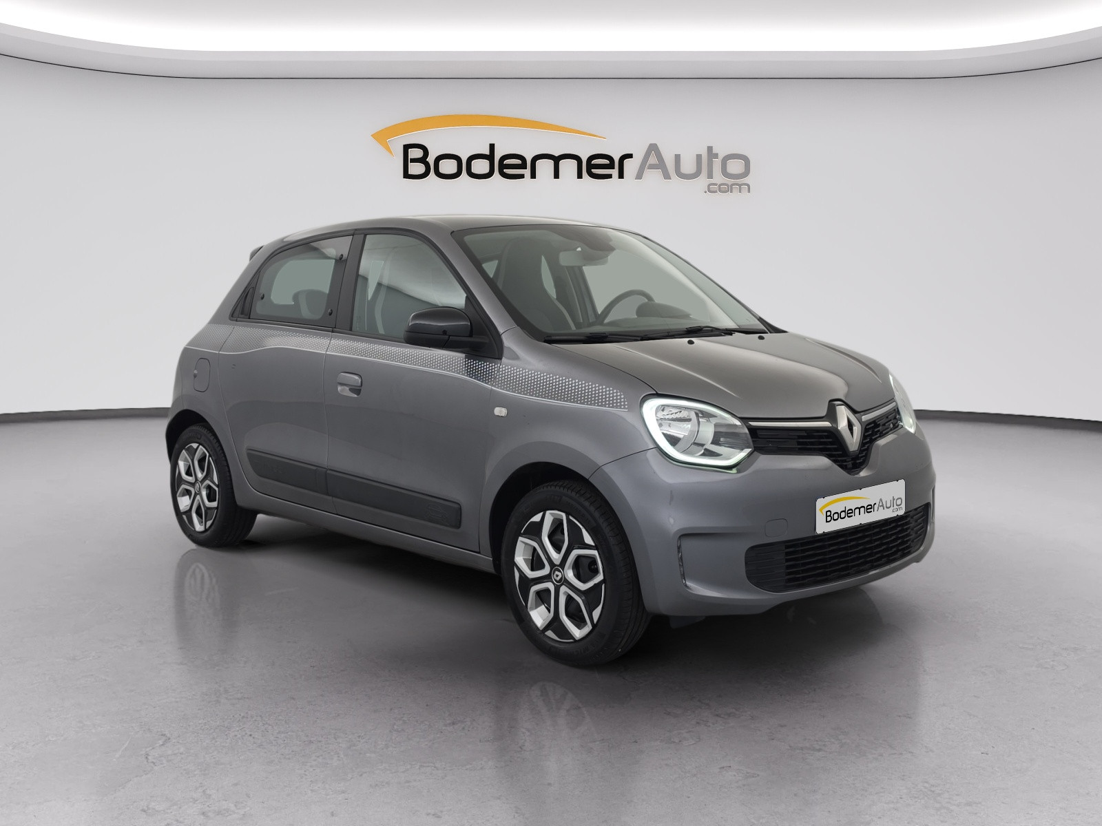 Vente en ligne Renault Twingo Electrique Twingo III E-Tech au prix de 13 990 €