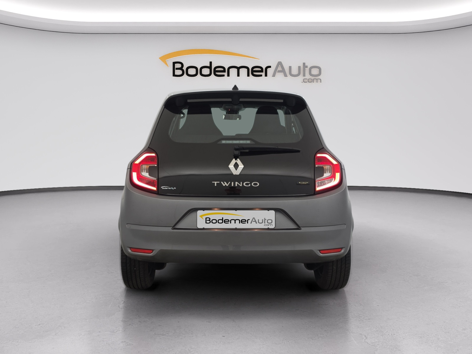 Vente en ligne Renault Twingo Electrique Twingo III E-Tech au prix de 13 990 €