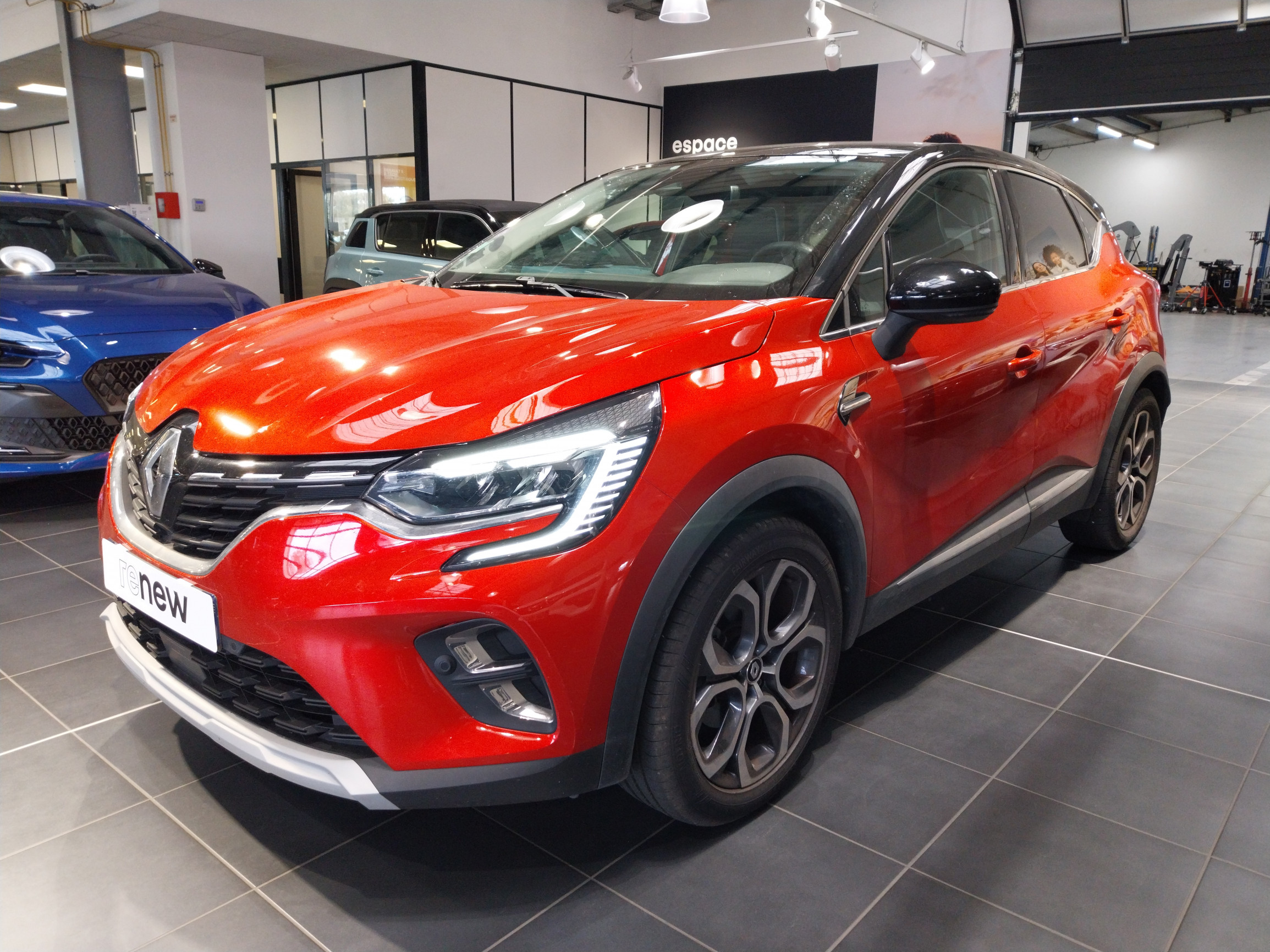 Renault Captur  E-Tech full hybrid 145 occasion de 2023 en vente à Quimper