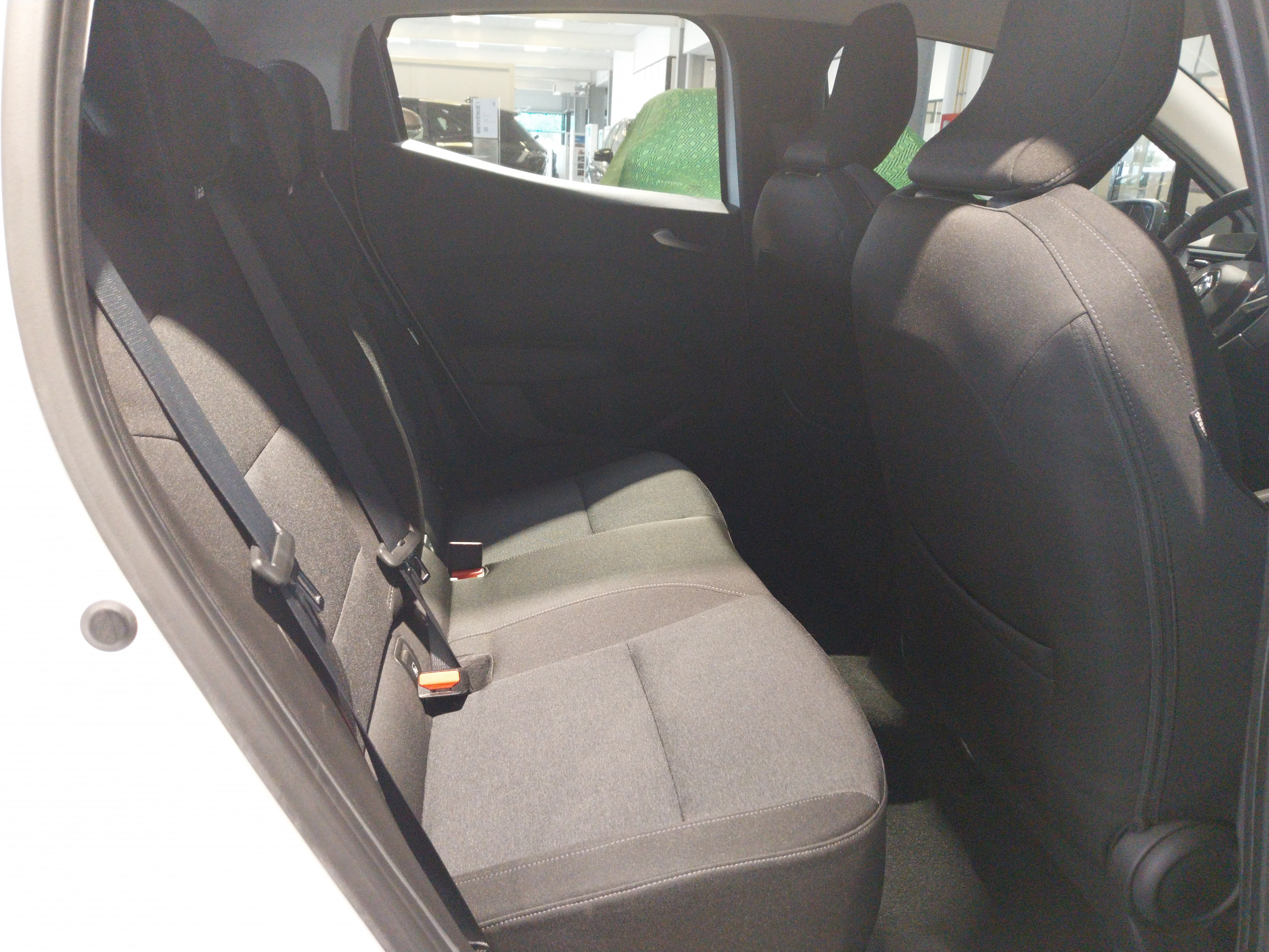 Vente en ligne Renault Clio 5 Clio TCe 90 au prix de 13 990 €