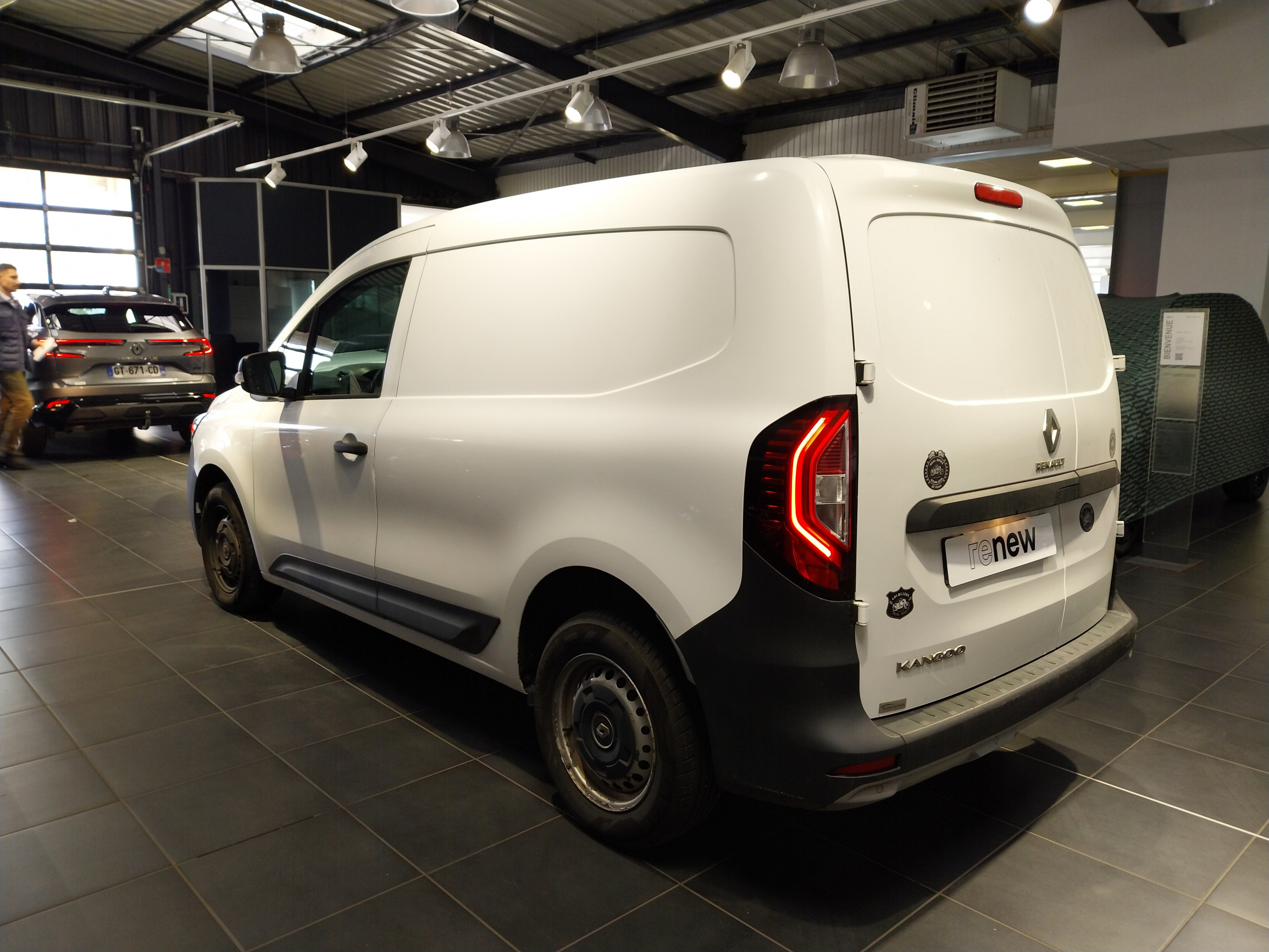 Vente en ligne Renault Kangoo Van  BLUE DCI 95 au prix de 14 990 €