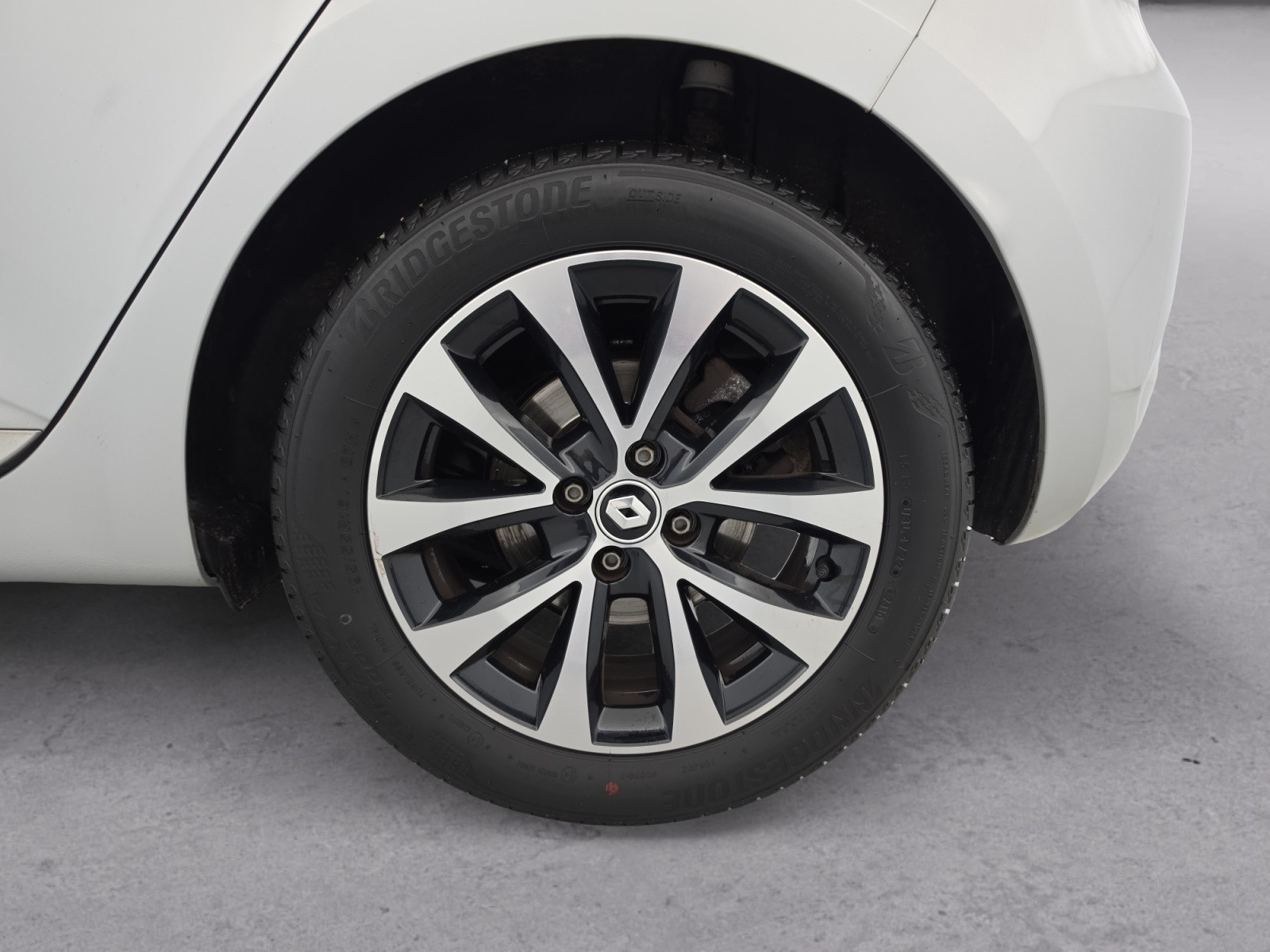 Vente en ligne Renault Clio 5 Clio TCe 90 au prix de 14 990 €