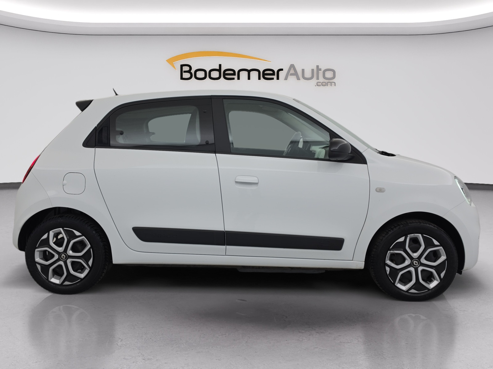 Vente en ligne Renault Twingo Electrique Twingo III E-Tech au prix de 12 990 €