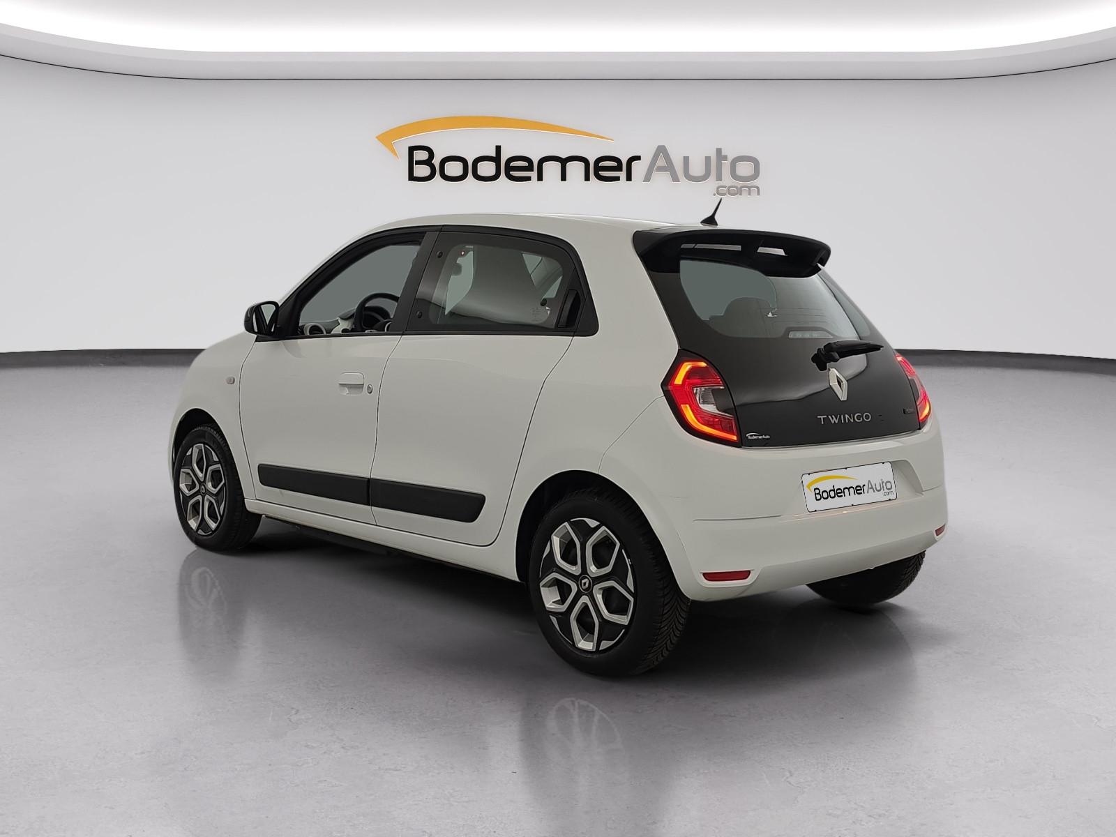 Vente en ligne Renault Twingo Electrique Twingo III E-Tech au prix de 12 990 €