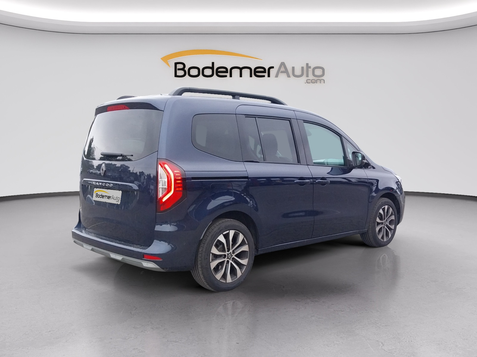Vente en ligne Renault Kangoo  Blue dCi 115 auto au prix de 34 990 €