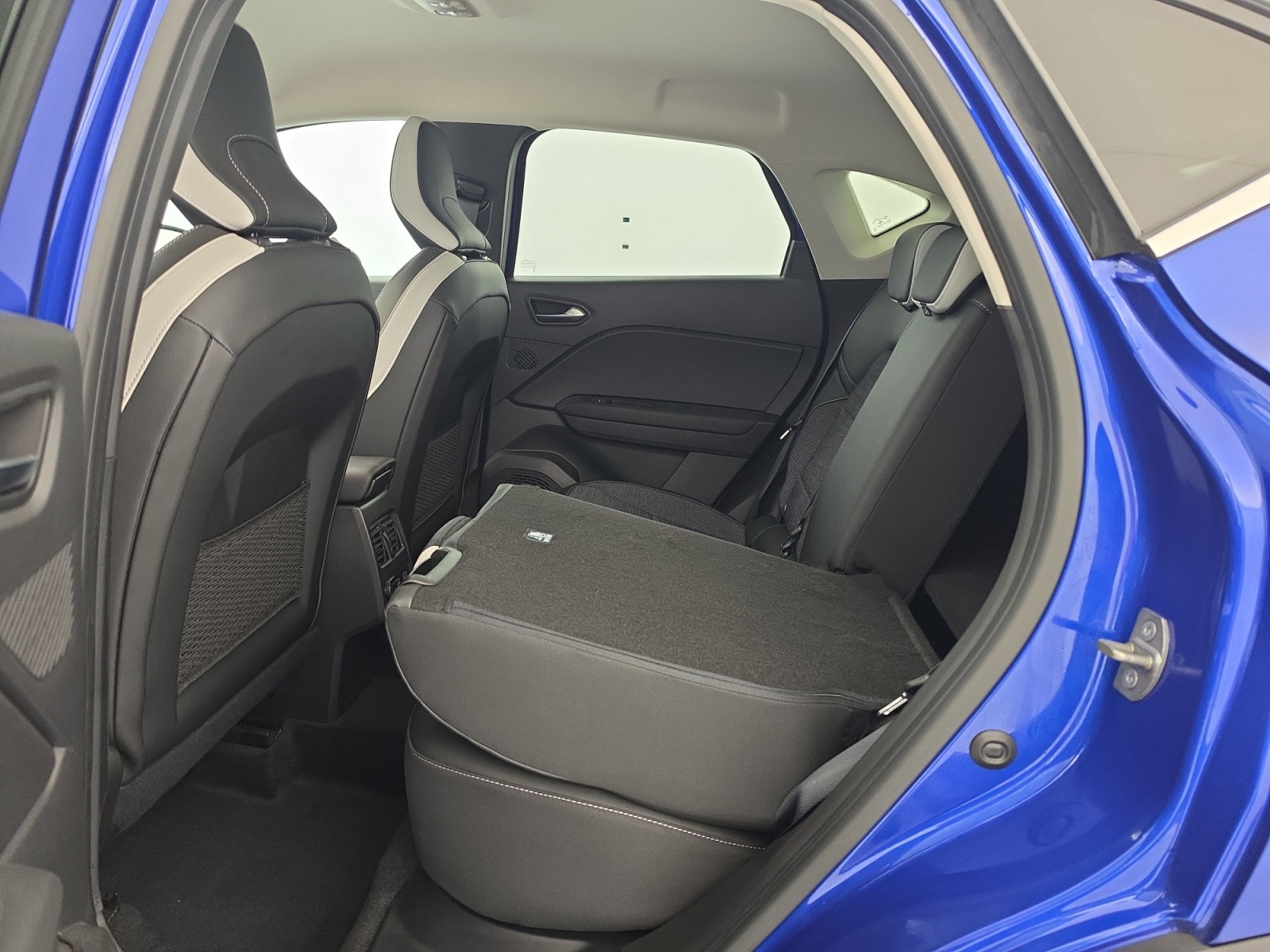 Vente en ligne Renault Captur  mild hybrid 140 au prix de 18 990 €