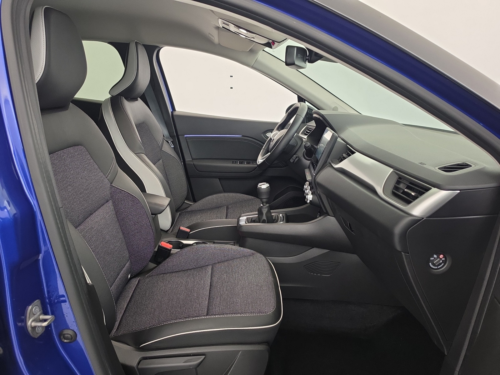 Vente en ligne Renault Captur  mild hybrid 140 au prix de 18 990 €
