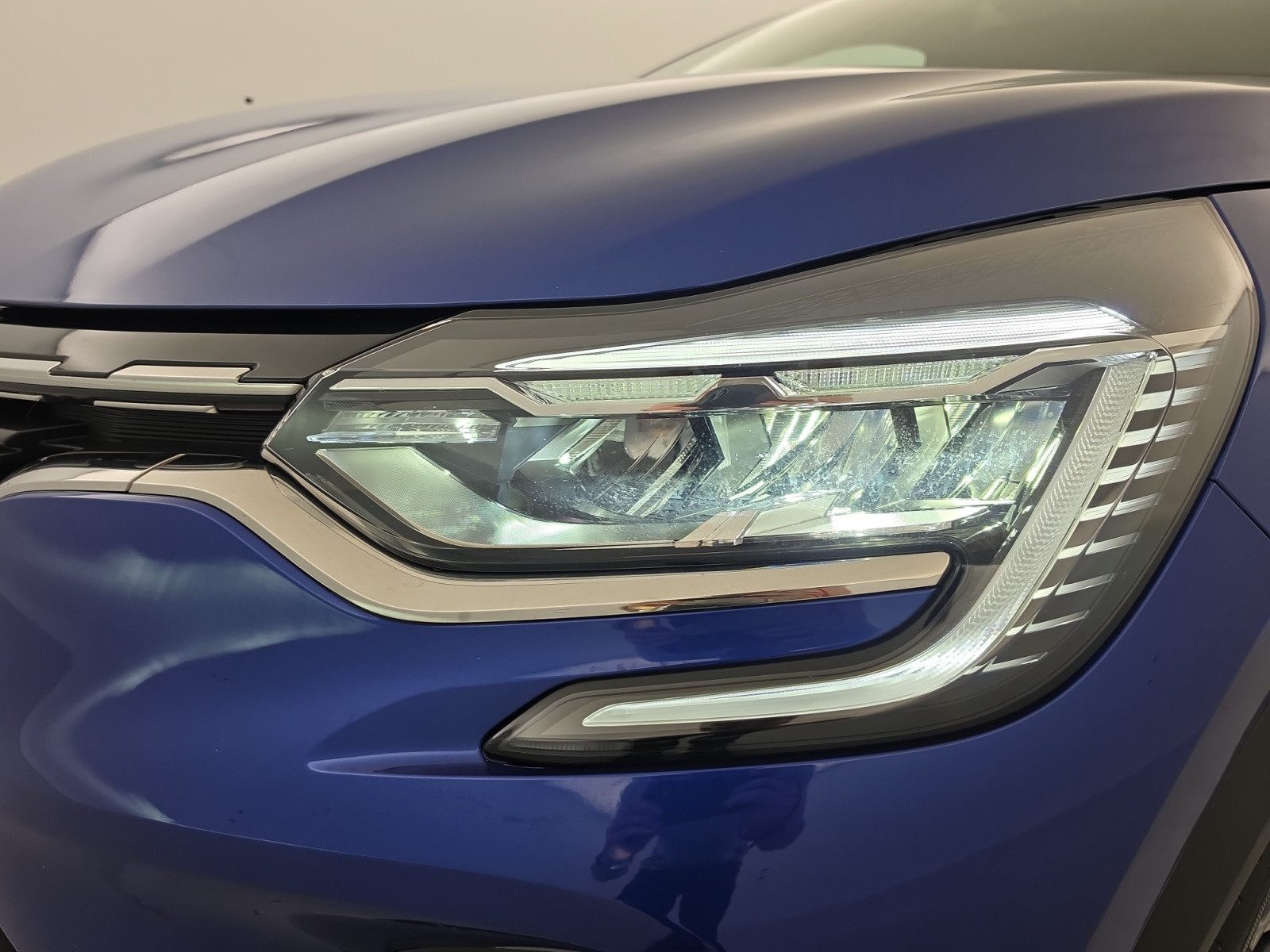 Vente en ligne Renault Captur  mild hybrid 140 au prix de 18 990 €