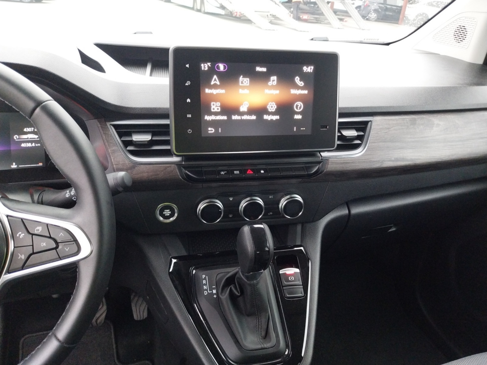 Vente en ligne Renault Kangoo  Blue dCi 115 auto au prix de 34 990 €