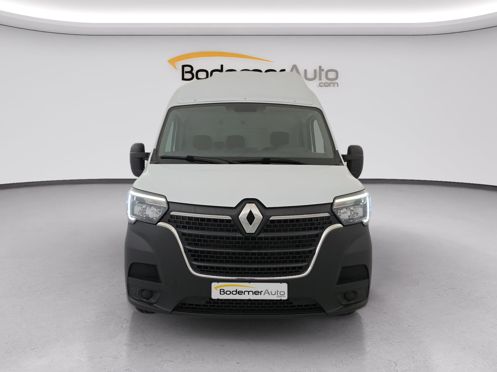 Vente en ligne Renault Master Fourgon MASTER FGN TRAC F3500 L3H3 BLUE DCI 135 au prix de 22 990 €