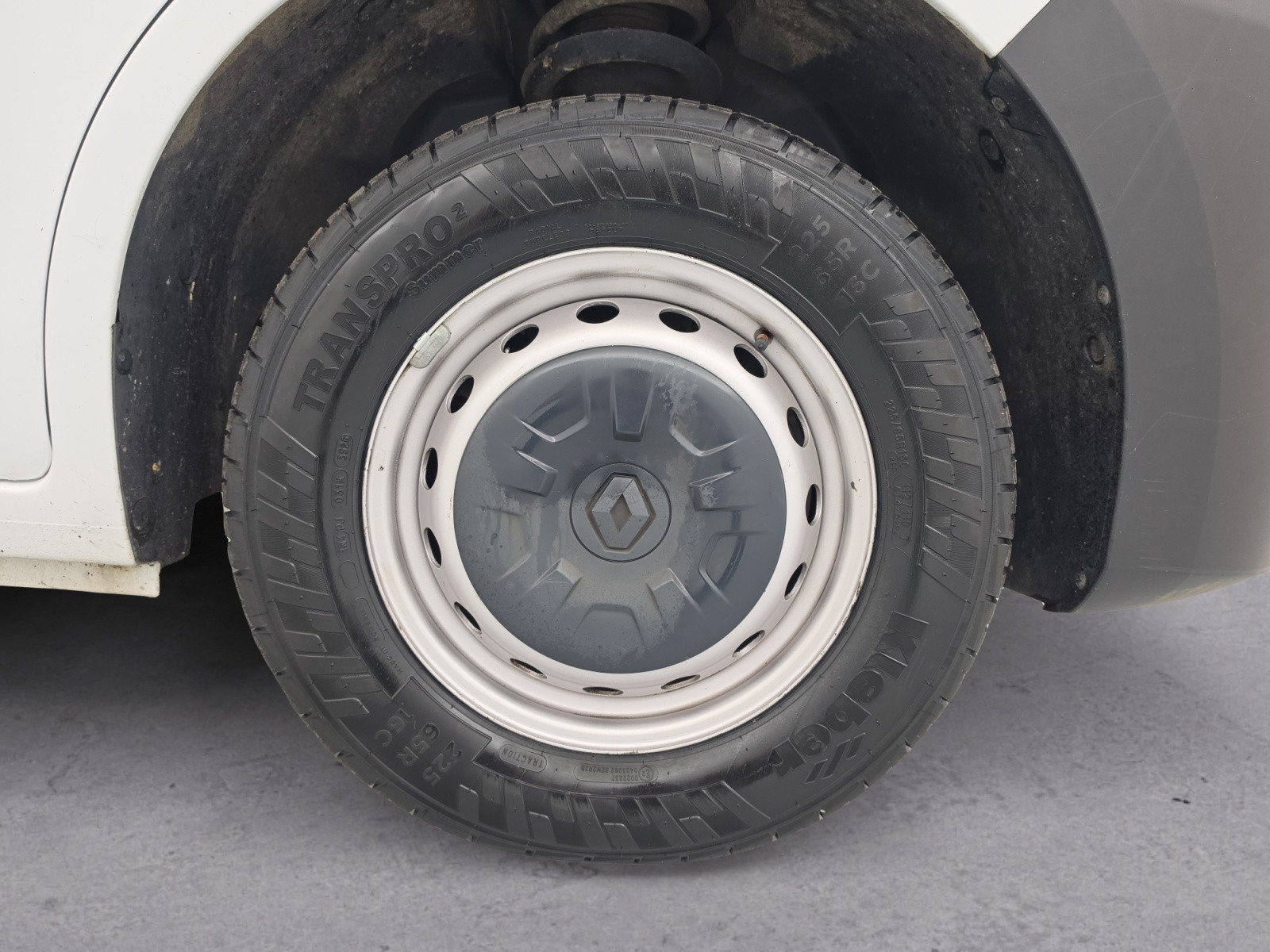 Vente en ligne Renault Master Fourgon MASTER FGN TRAC F3500 L3H3 BLUE DCI 135 au prix de 22 990 €