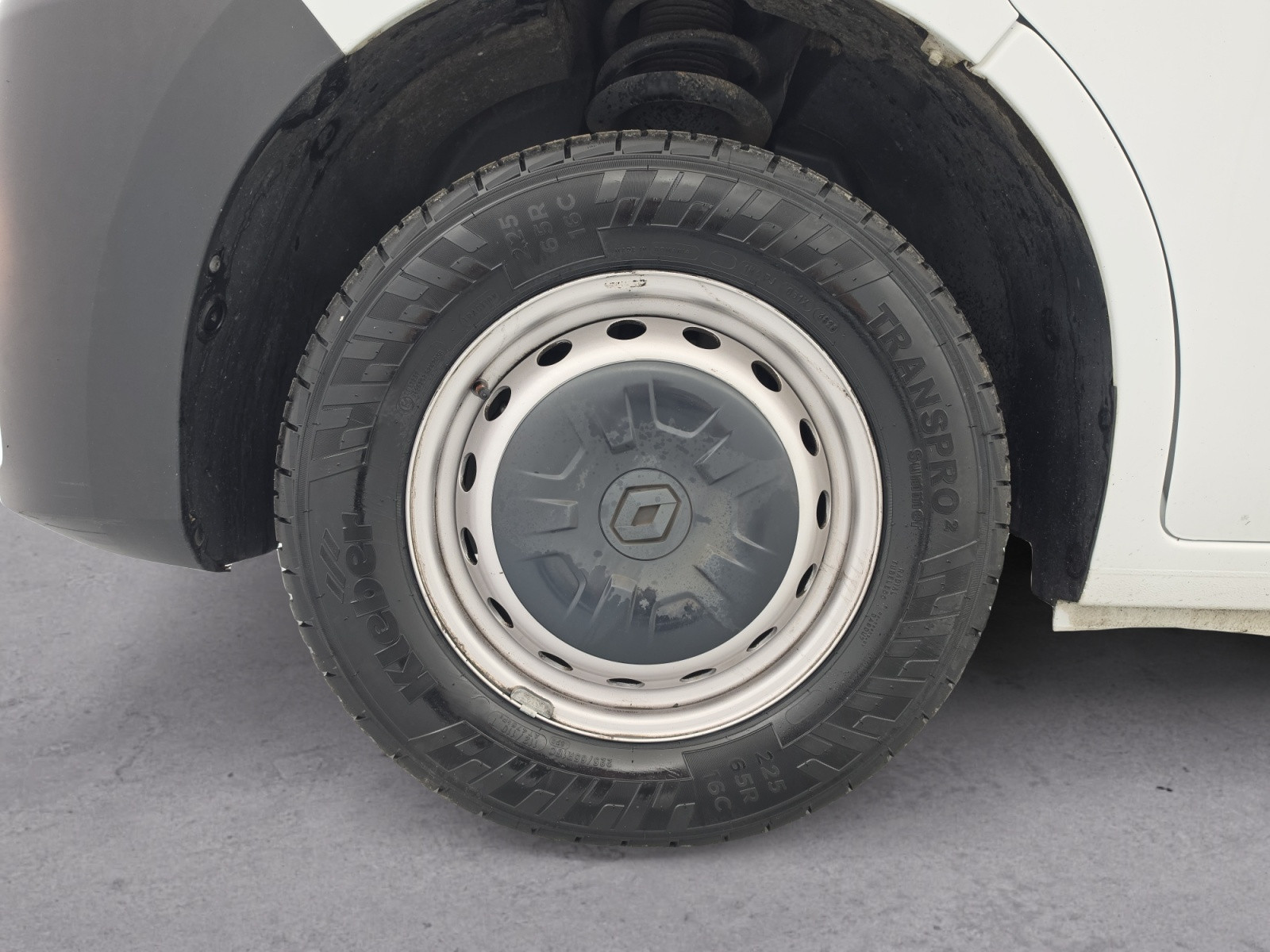 Vente en ligne Renault Master Fourgon MASTER FGN TRAC F3500 L3H3 BLUE DCI 135 au prix de 22 990 €