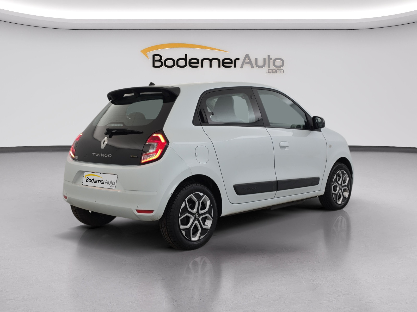 Vente en ligne Renault Twingo Electrique Twingo III E-Tech au prix de 13 990 €