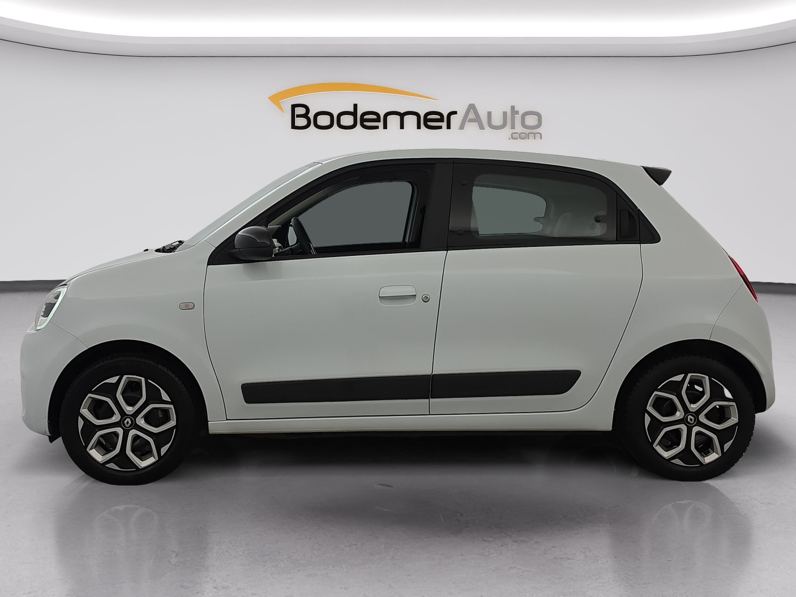 Vente en ligne Renault Twingo Electrique Twingo III E-Tech au prix de 13 990 €