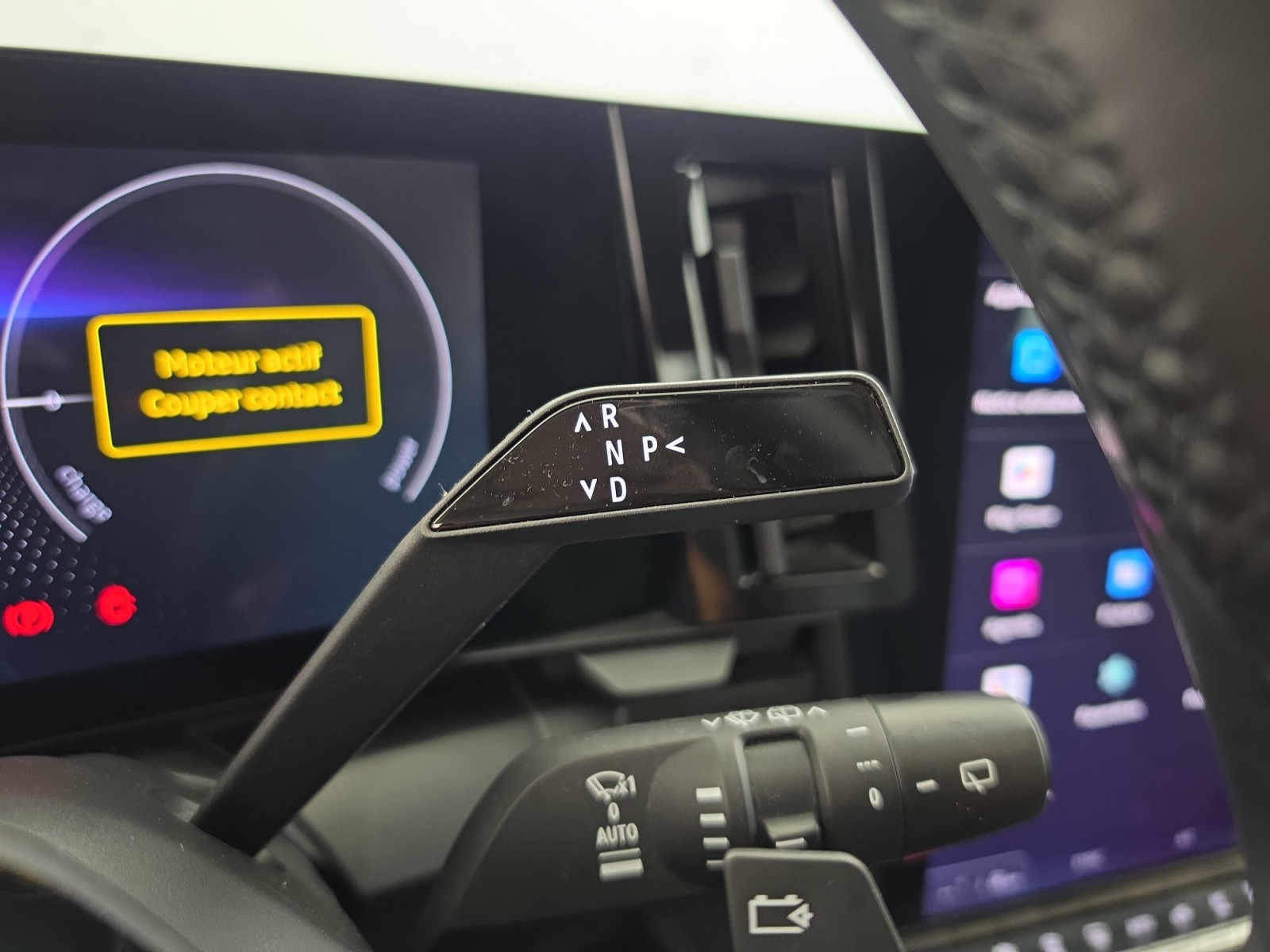 Vente en ligne Renault Megane E-Tech  ER EV60 130ch optimum charge au prix de 20 990 €