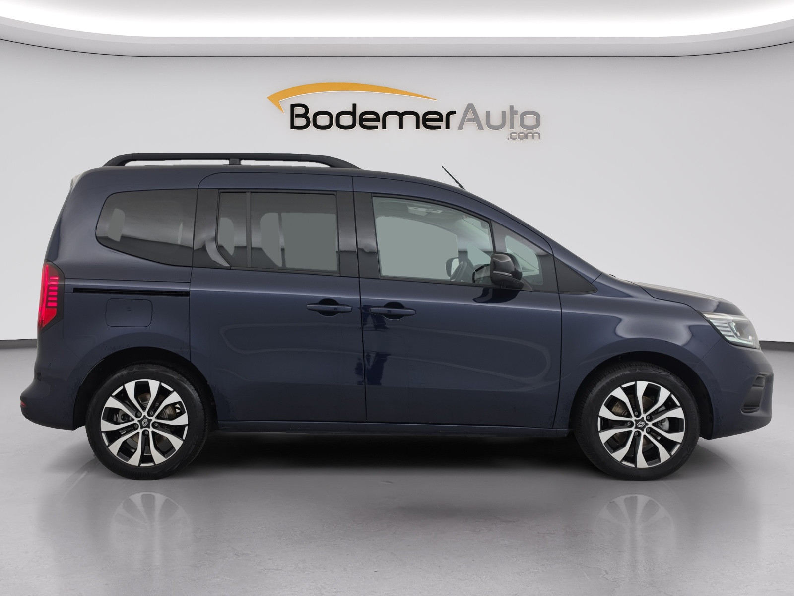 Vente en ligne Renault Kangoo  Blue dCi 115 auto au prix de 34 990 €