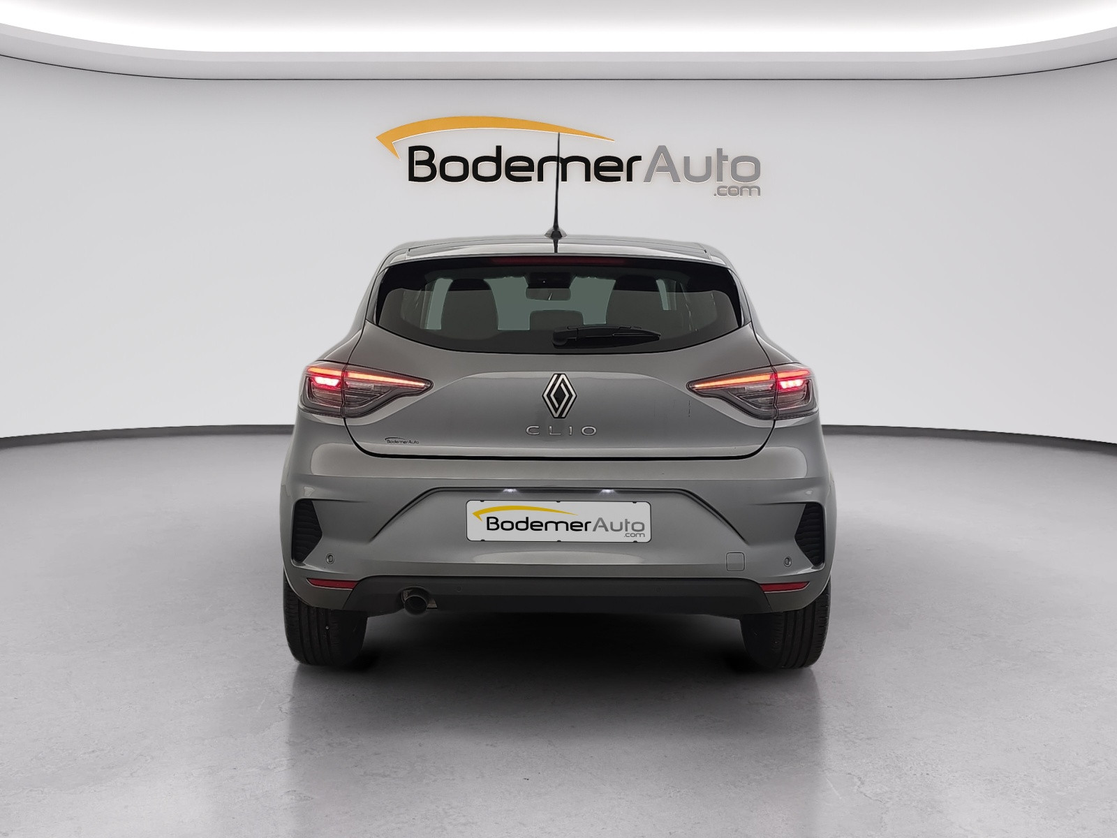 Vente en ligne Renault Clio 5 Clio TCe 90 au prix de 15 490 €