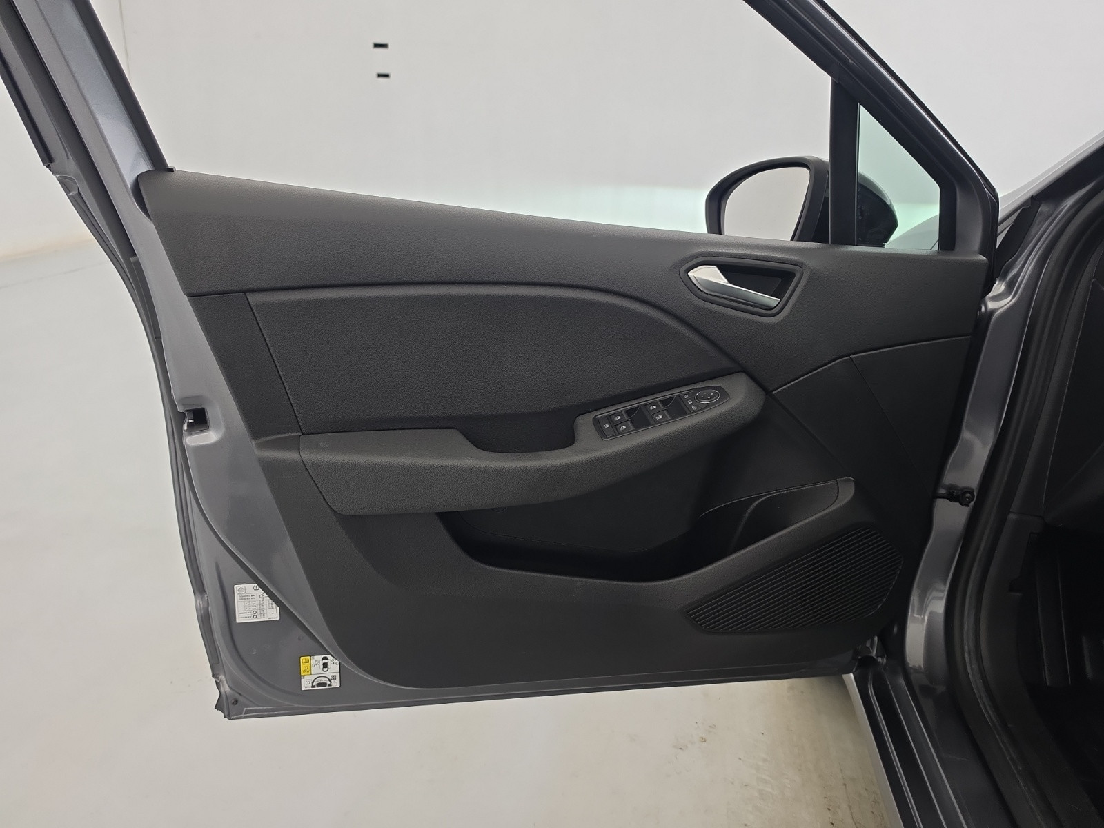 Vente en ligne Renault Clio 5 Clio TCe 90 au prix de 15 490 €
