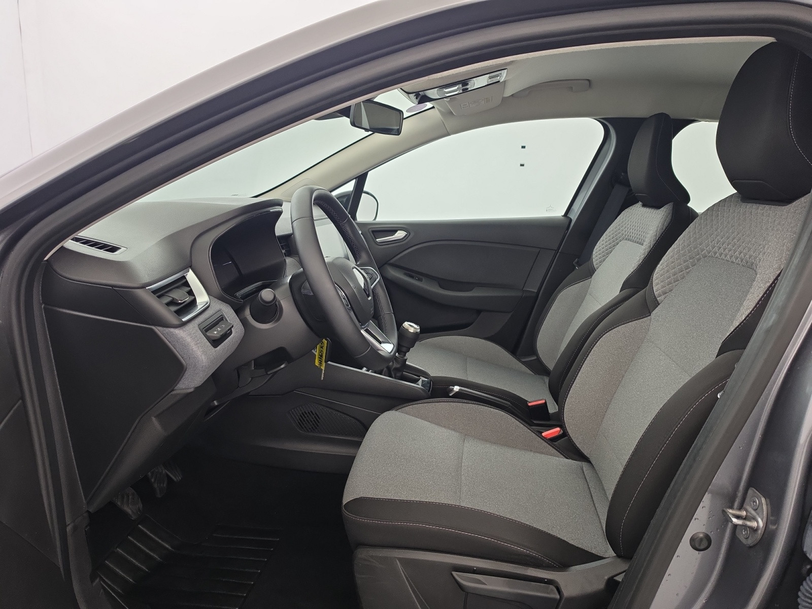 Vente en ligne Renault Clio 5 Clio TCe 90 au prix de 14 600 €