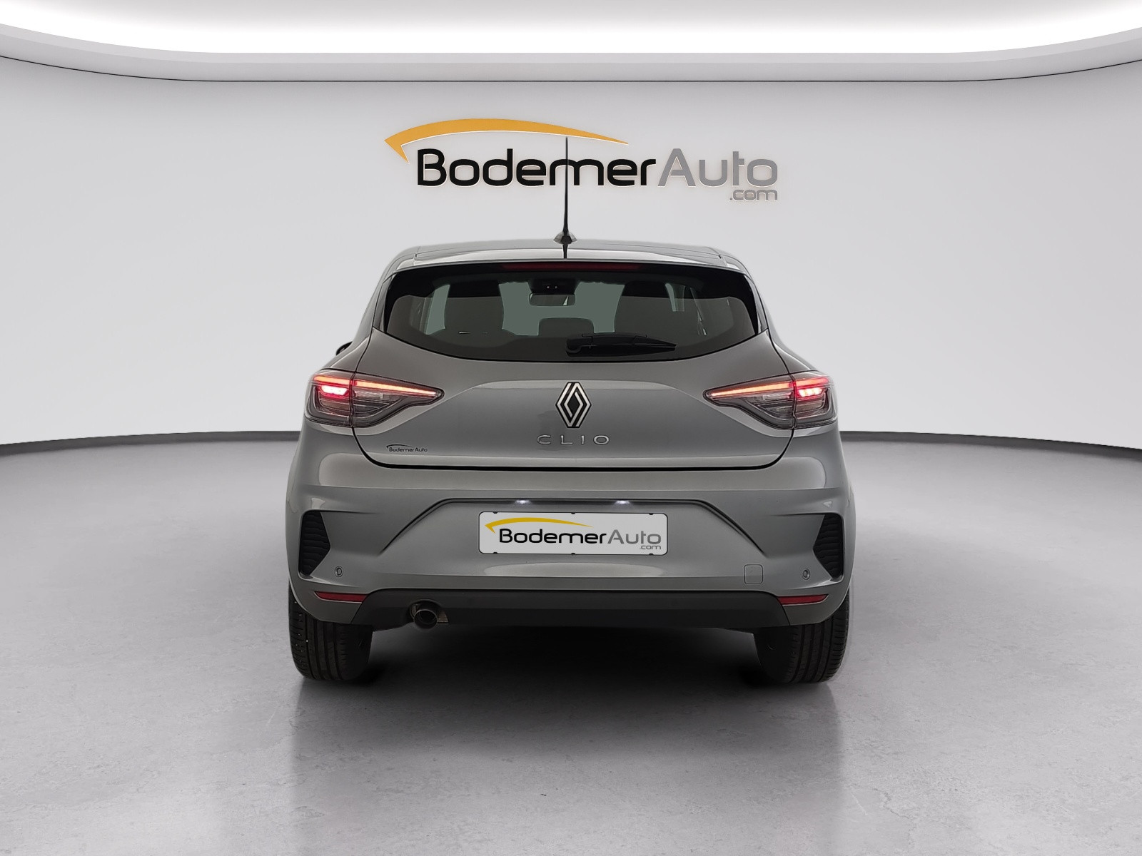 Vente en ligne Renault Clio 5 Clio TCe 90 au prix de 15 290 €