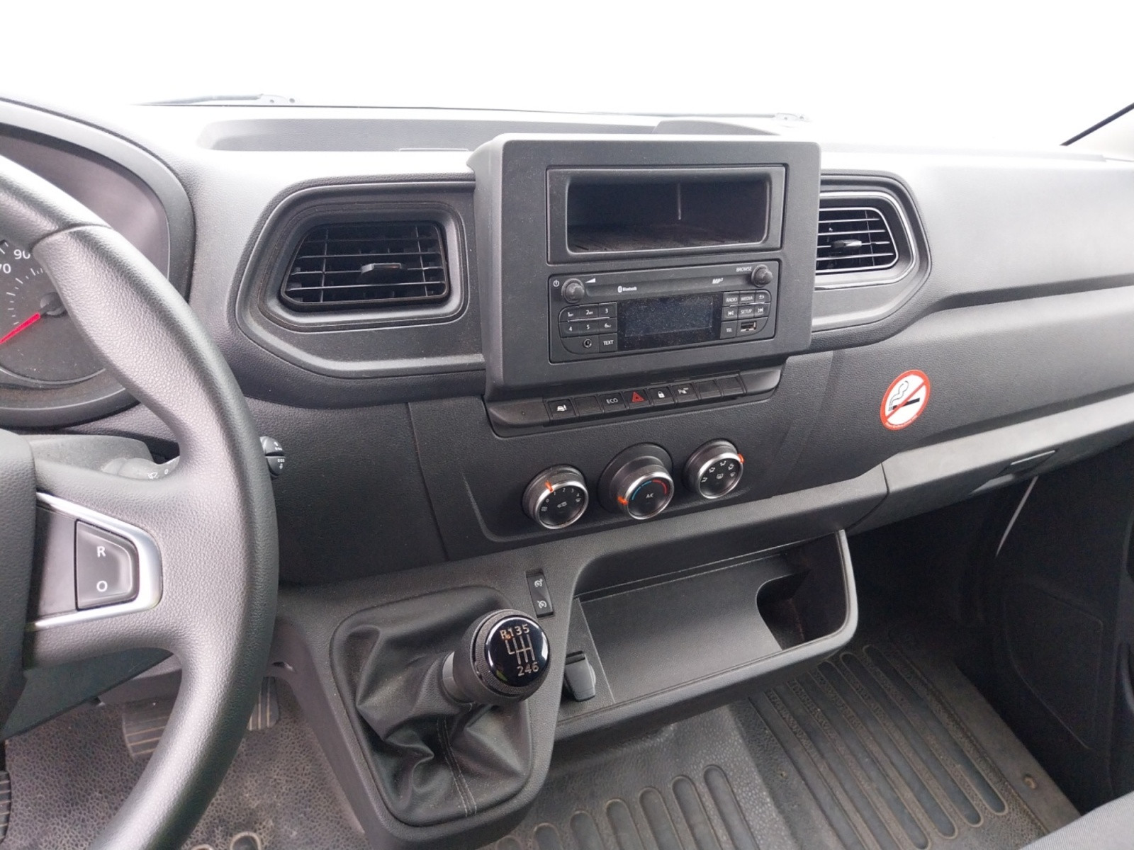 Vente en ligne Renault Master Fourgon MASTER FGN TRAC F3500 L3H3 BLUE DCI 135 au prix de 24 490 €