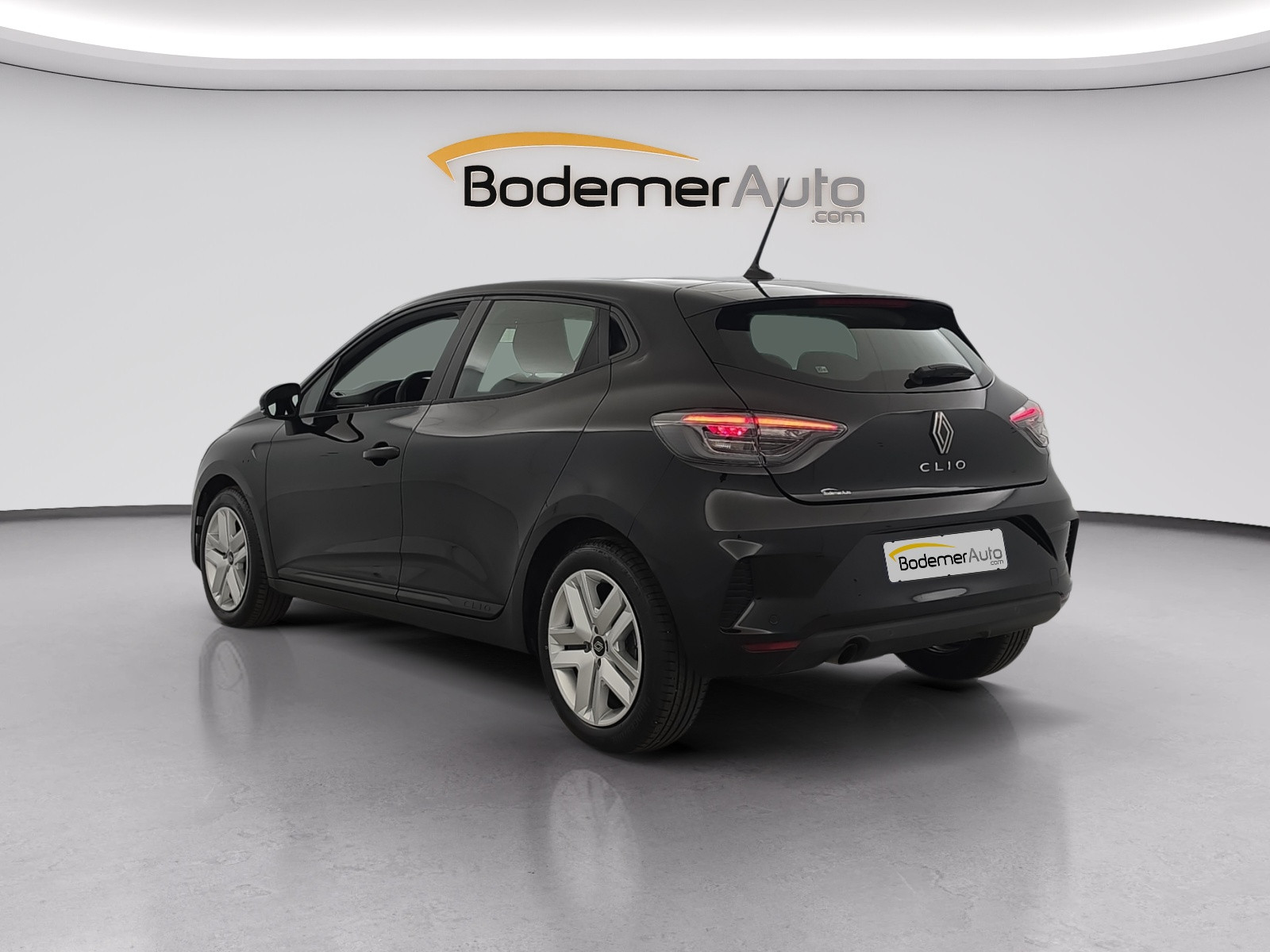 Vente en ligne Renault Clio 5 Clio Blue dCi 100 ch GSR2 au prix de 15 990 €