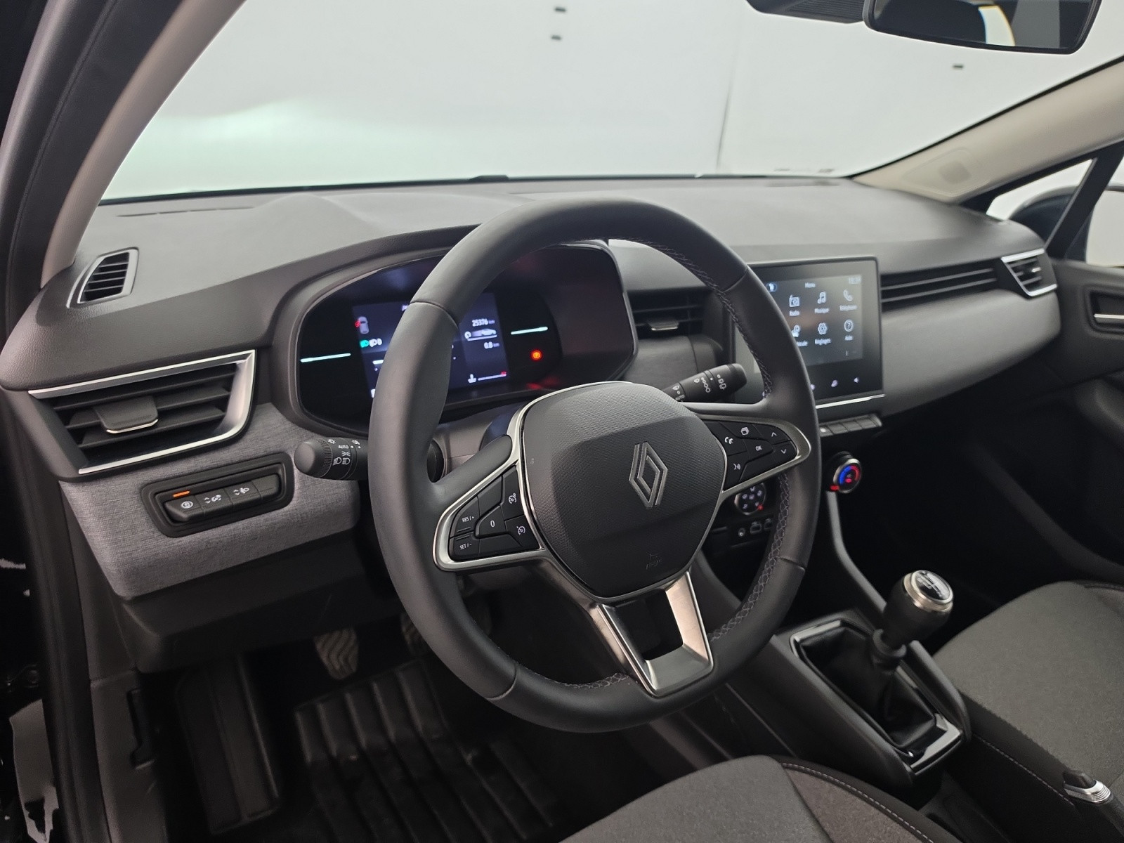 Vente en ligne Renault Clio 5 Clio Blue dCi 100 ch GSR2 au prix de 15 990 €