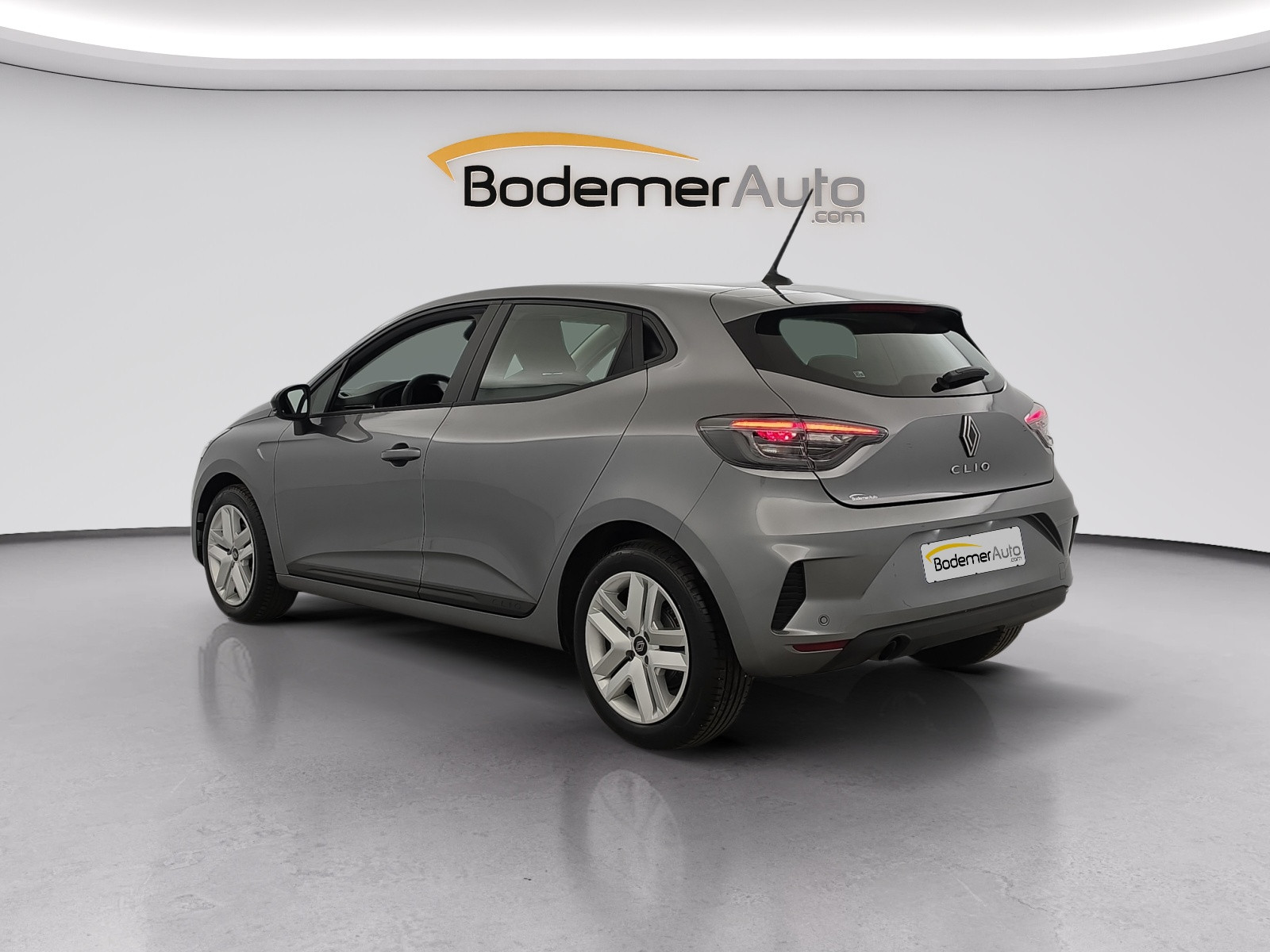 Vente en ligne Renault Clio 5 Clio Blue dCi 100 ch GSR2 au prix de 16 690 €