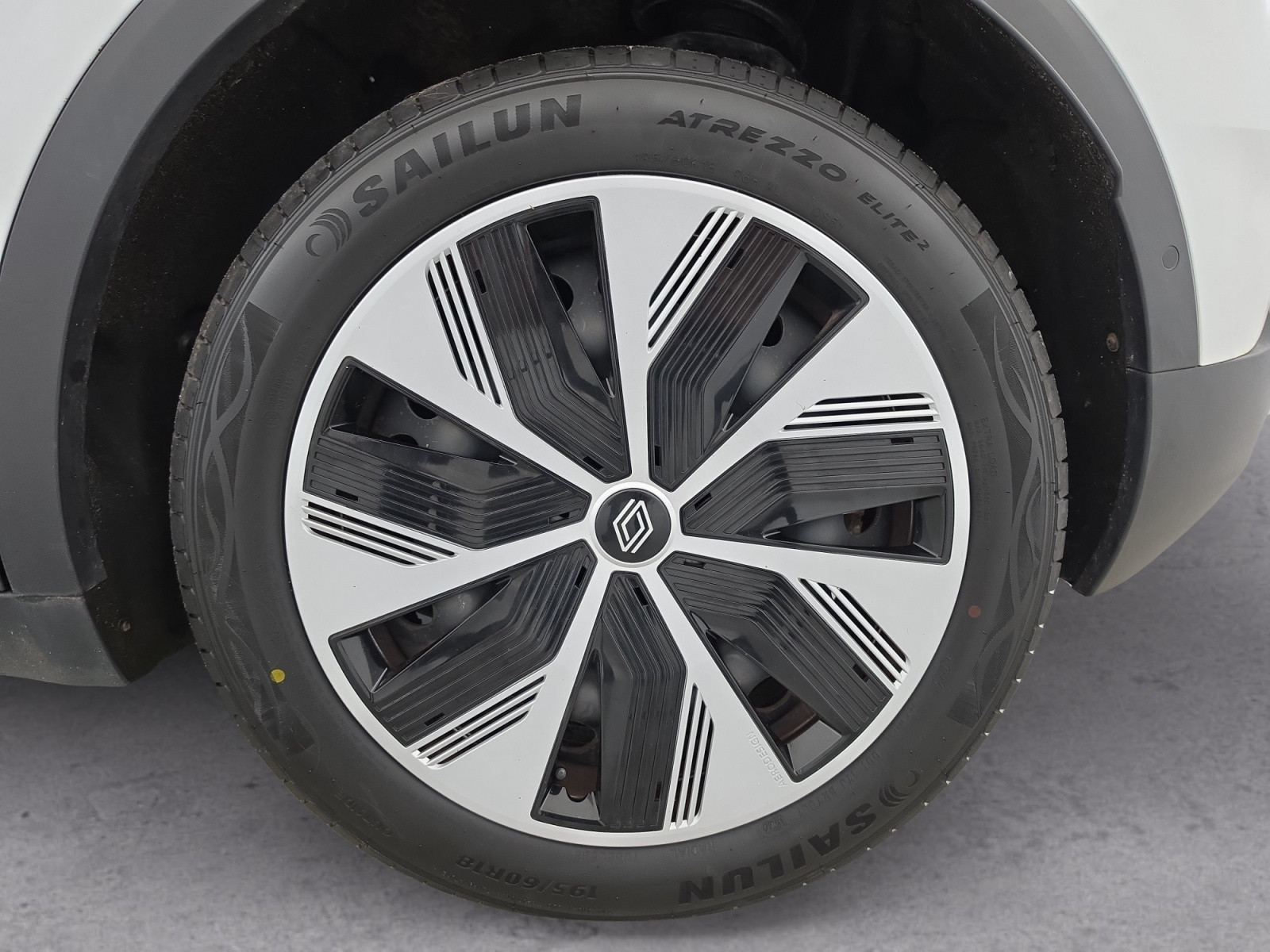 Vente en ligne Renault Megane E-Tech  ER EV60 130ch optimum charge au prix de 20 990 €