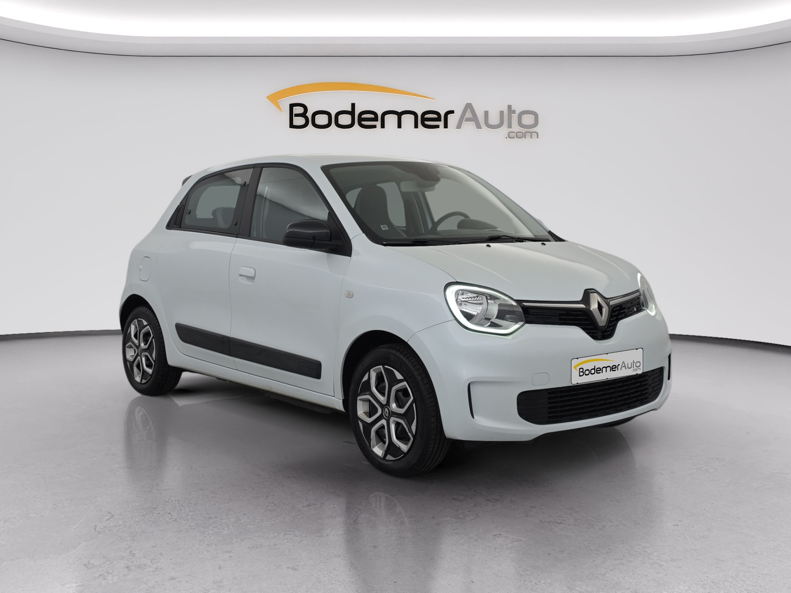 Vente en ligne Renault Twingo Electrique Twingo III E-Tech au prix de 13 990 €