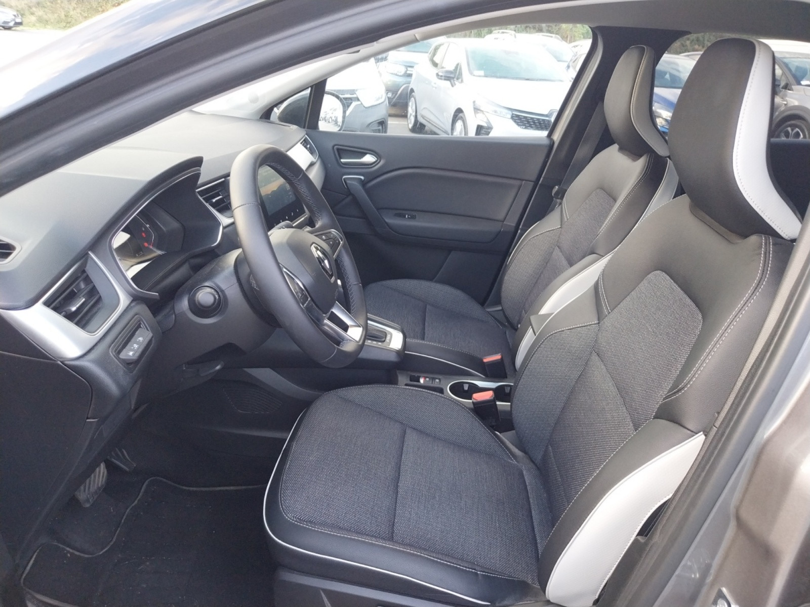 Vente en ligne Renault Captur  E-Tech 145 - 21 au prix de 17 990 €