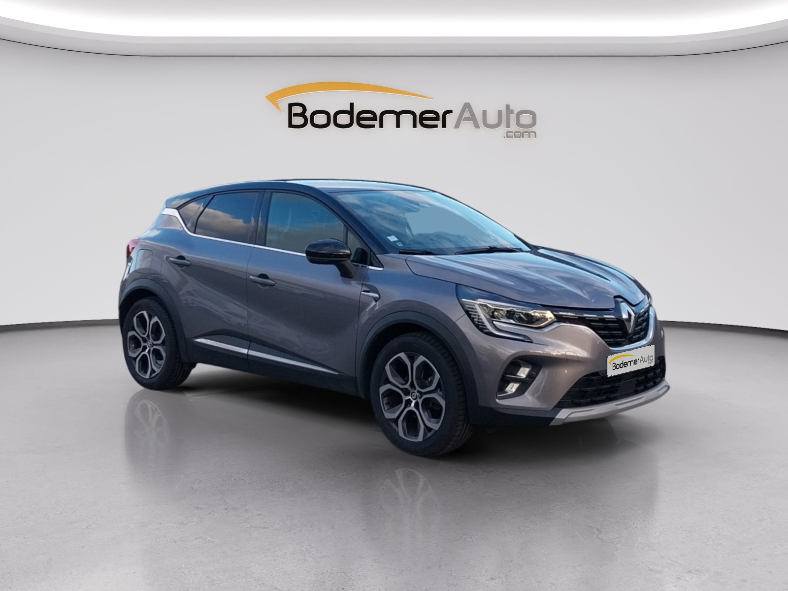 Vente en ligne Renault Captur  E-Tech 145 - 21 au prix de 17 990 €
