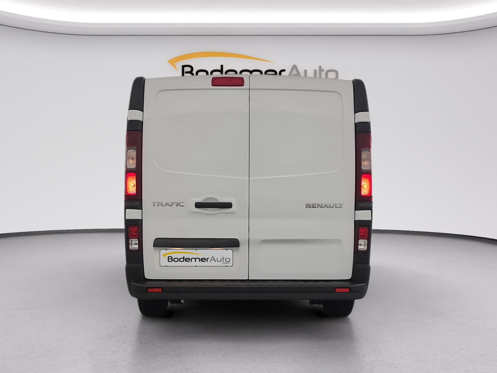 Vente en ligne Renault Trafic 3 Fourgon TRAFIC FGN L1H1 3000 KG BLUE DCI 130 au prix de 22 890 €