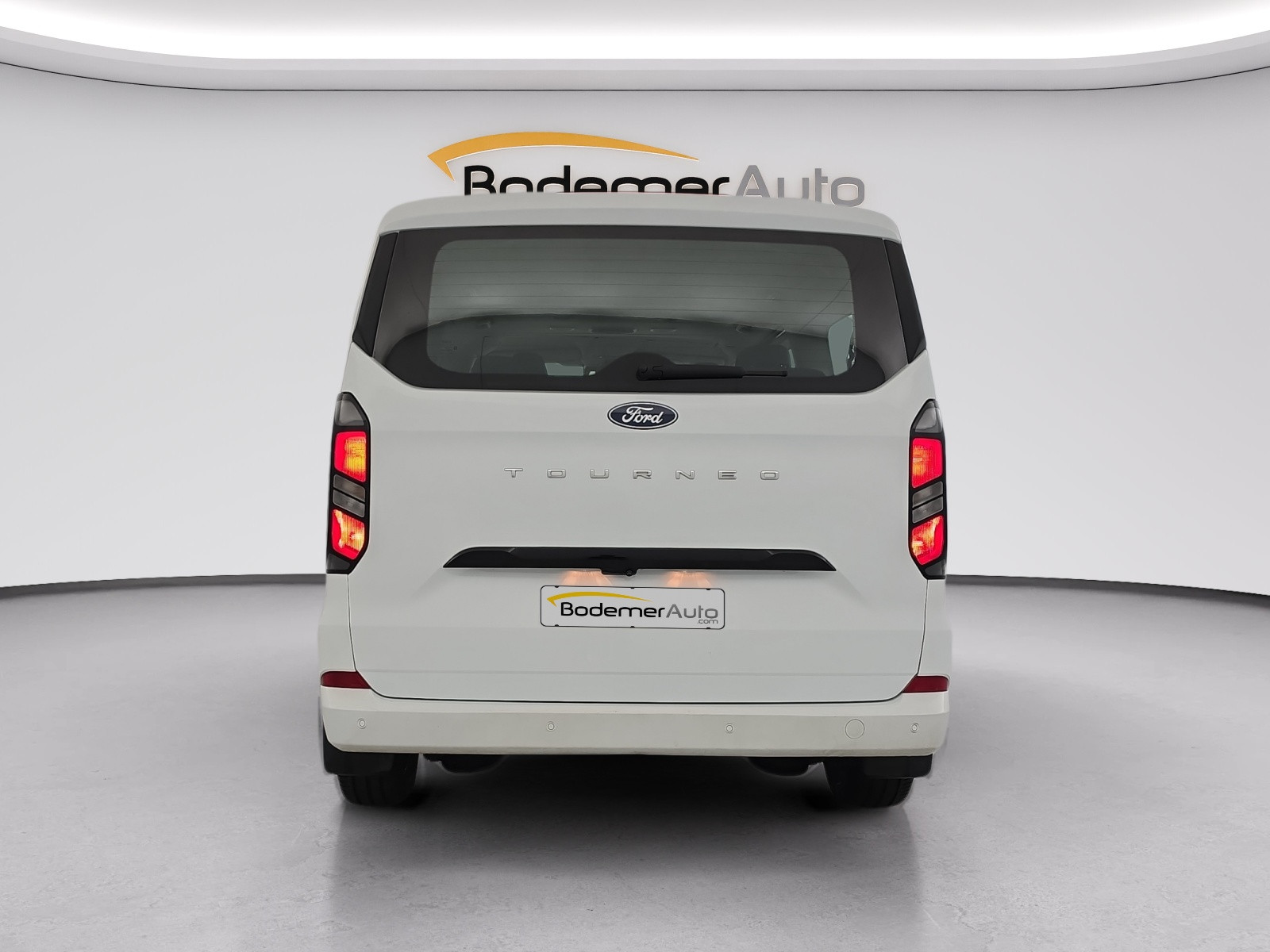 Vente en ligne Ford Tourneo Custom  320 L2H1 2.0 EcoBlue 150 ch au prix de 32 890 €