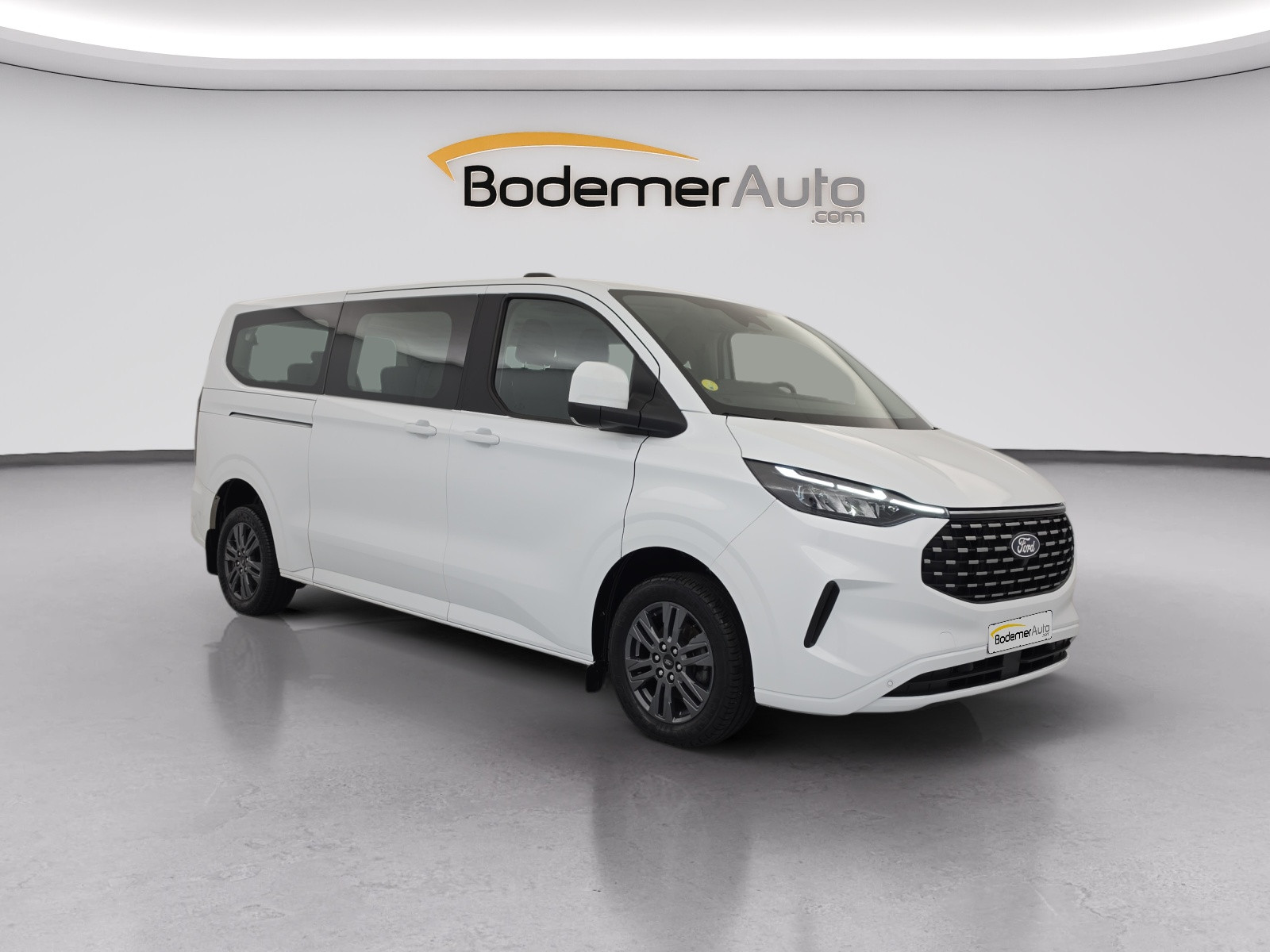 Vente en ligne Ford Tourneo Custom  320 L2H1 2.0 EcoBlue 150 ch au prix de 32 890 €