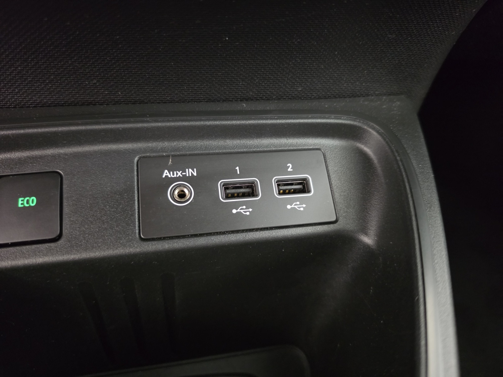 Vente en ligne Renault Twingo Electrique Twingo III E-Tech au prix de 13 990 €