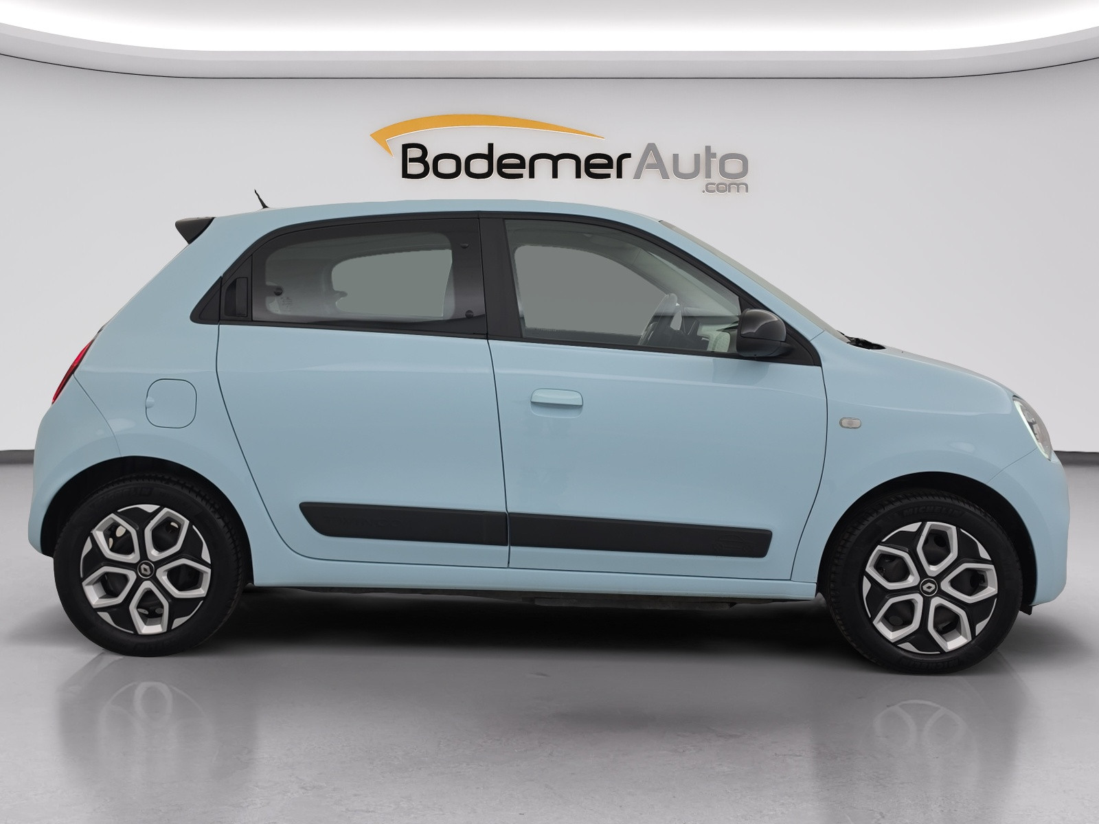 Vente en ligne Renault Twingo Electrique Twingo III E-Tech au prix de 13 990 €