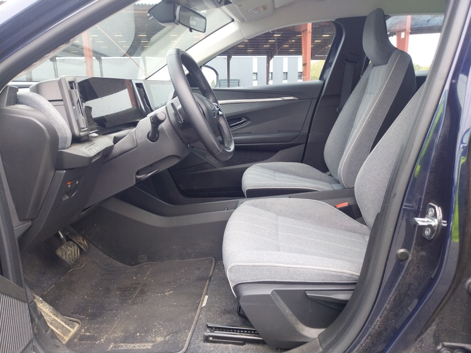 Vente en ligne Renault Megane E-Tech  EV40 130ch standard charge au prix de 20 990 €