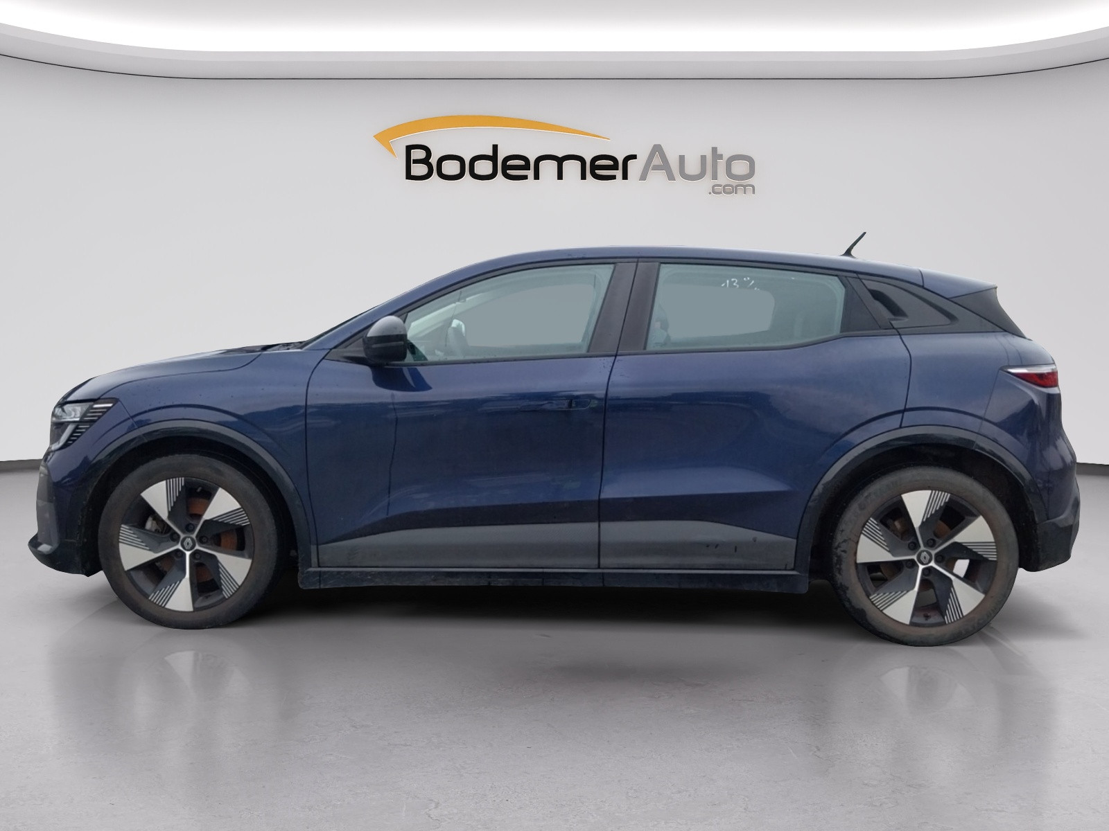 Vente en ligne Renault Megane E-Tech  EV40 130ch standard charge au prix de 20 990 €