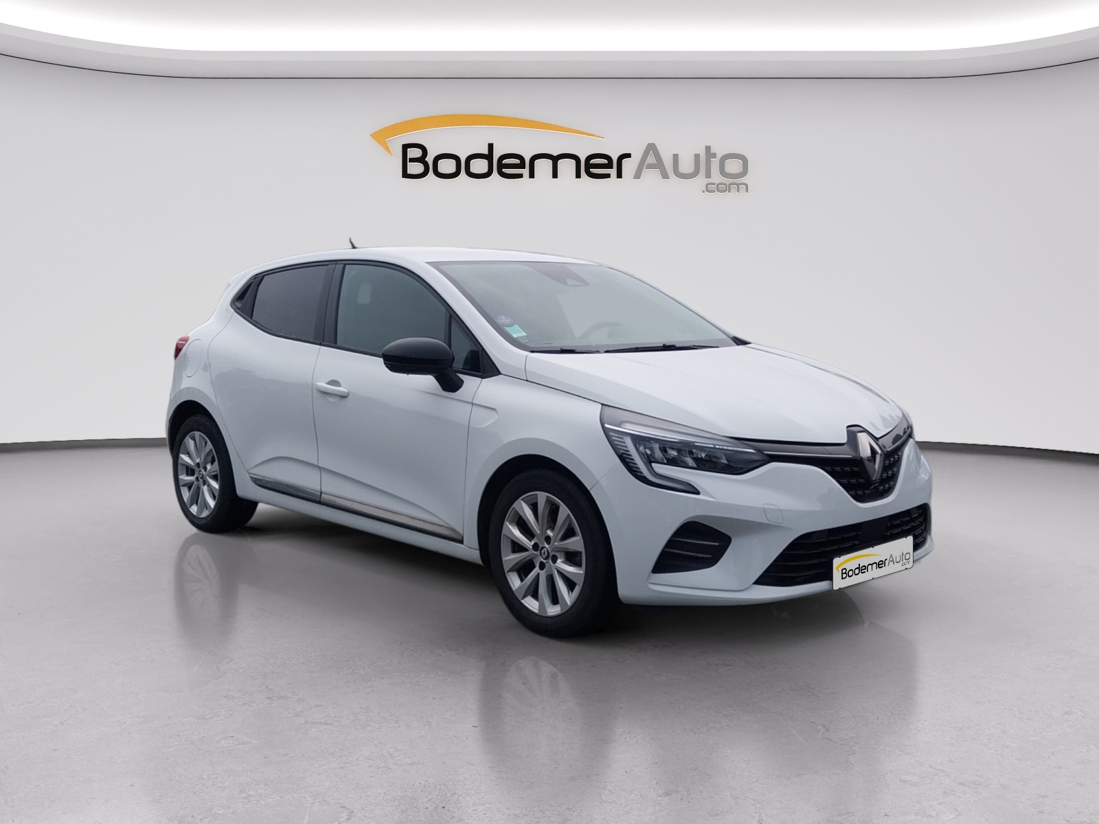 Vente en ligne Renault Clio 5 Clio TCe 90 au prix de 13 990 €