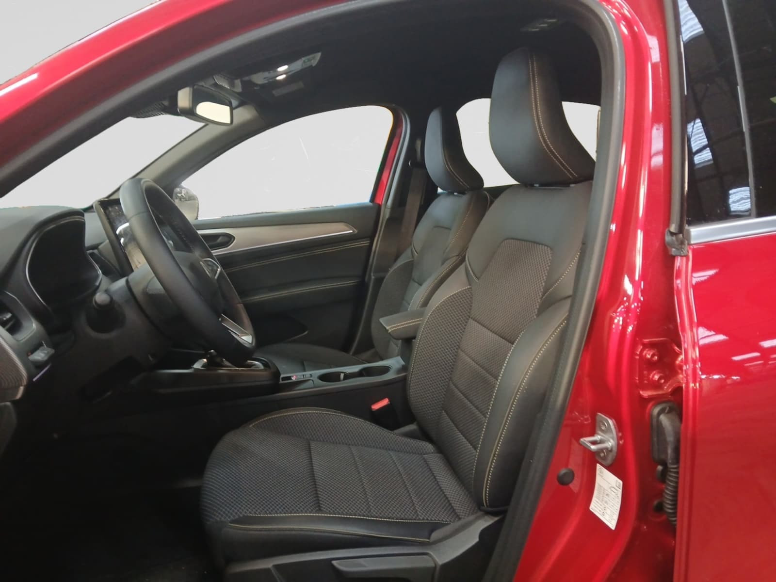 Vente en ligne Renault Arkana  E-Tech full hybrid 145 GSR2 au prix de 22 890 €