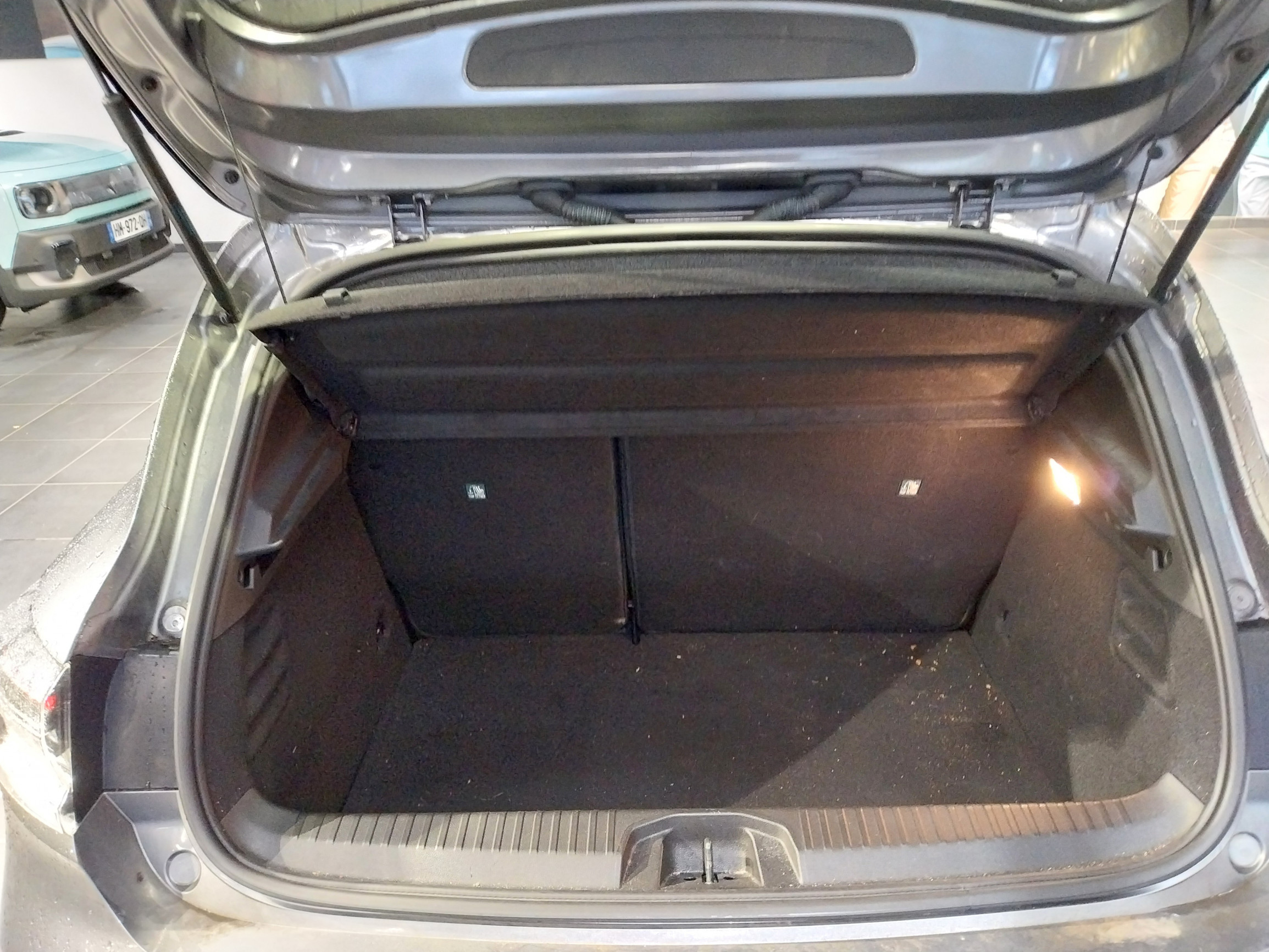 Vente en ligne Renault Clio 5 Clio E-Tech full hybrid 145 au prix de 17 990 €