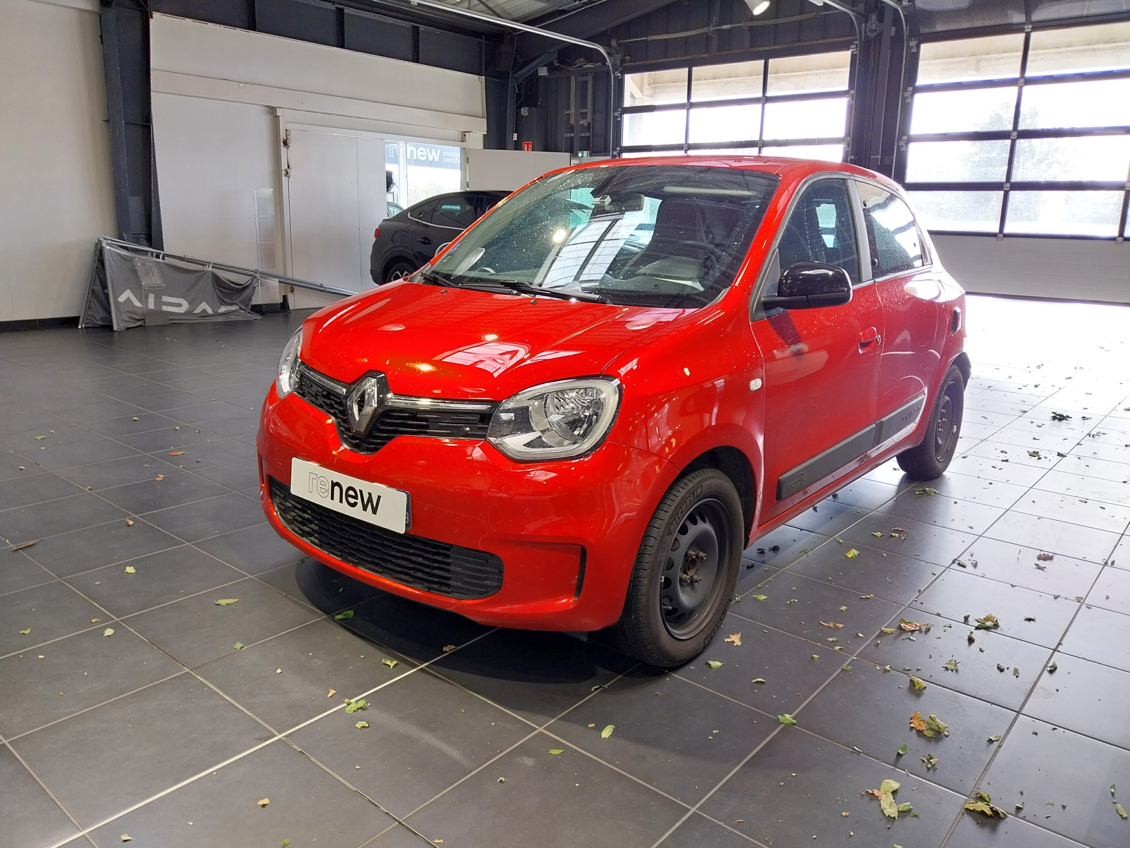 Renault Twingo 3  SCe 65 occasion de 2023 en vente à Quimper