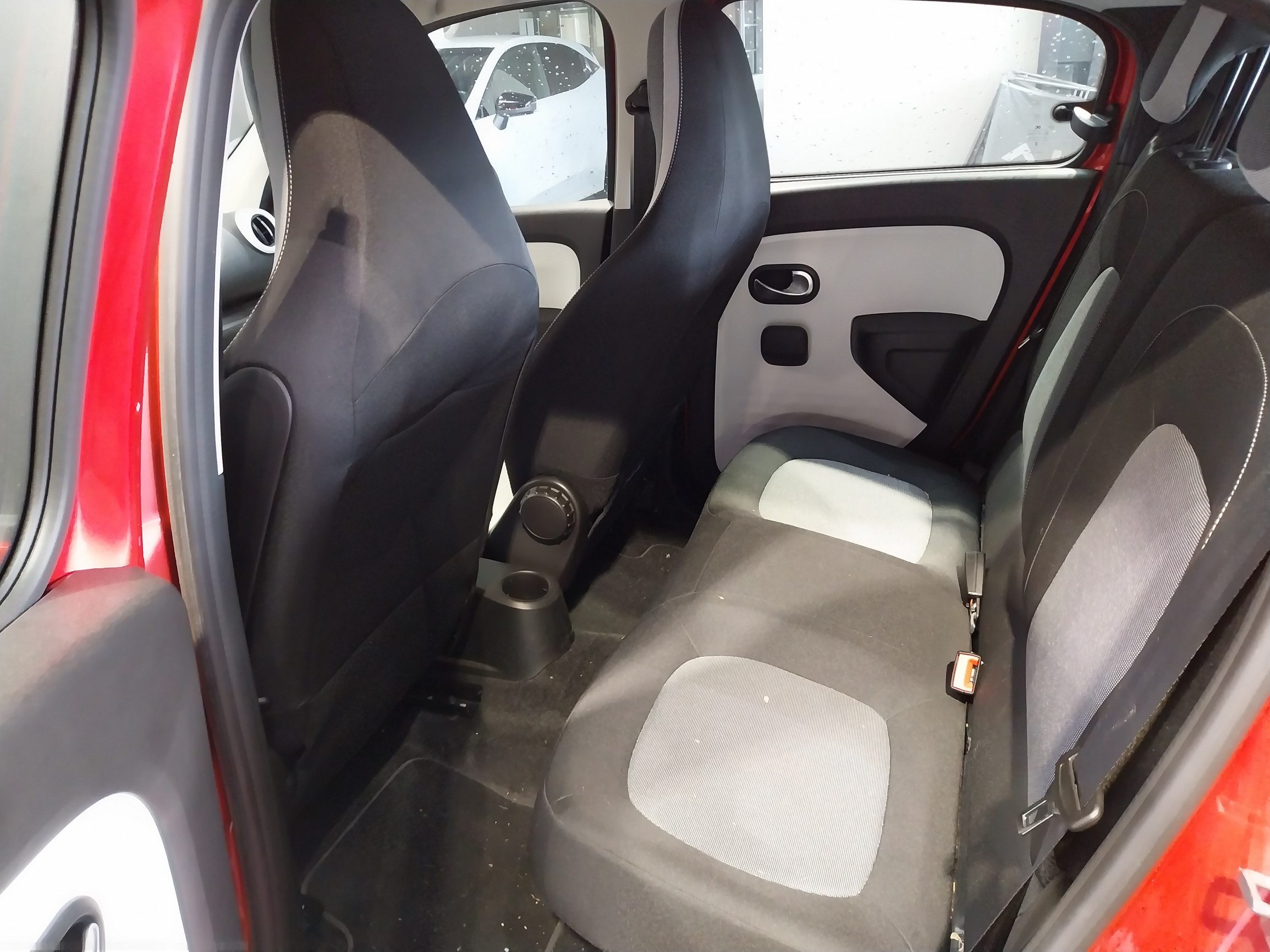 Vente en ligne Renault Twingo 3  SCe 65 au prix de 12 990 €