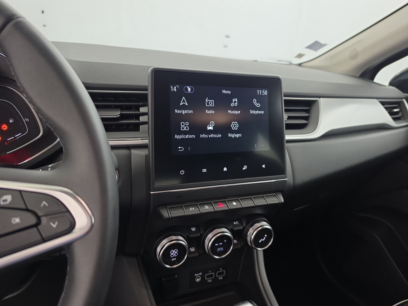 Vente en ligne Renault Captur  E-Tech 145 - 21 au prix de 17 990 €