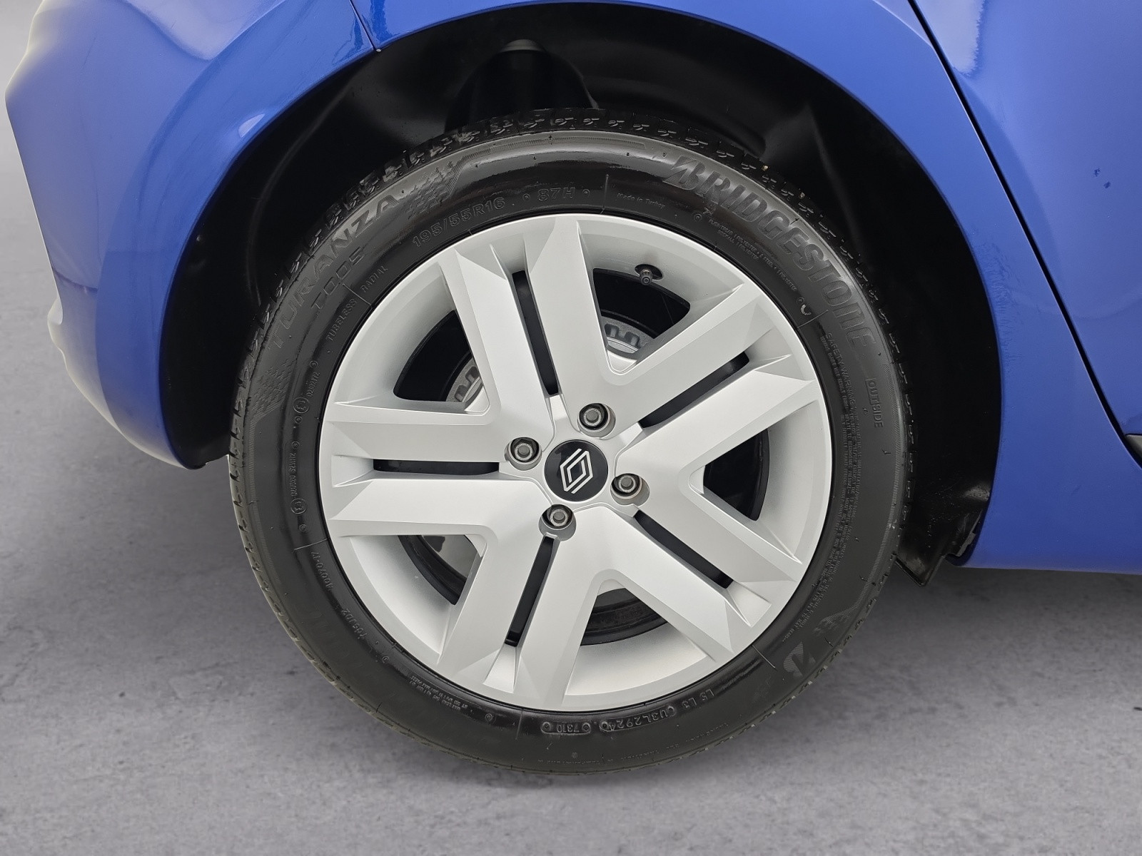 Vente en ligne Renault Clio 5 Clio Blue dCi 100 ch GSR2 au prix de 16 990 €