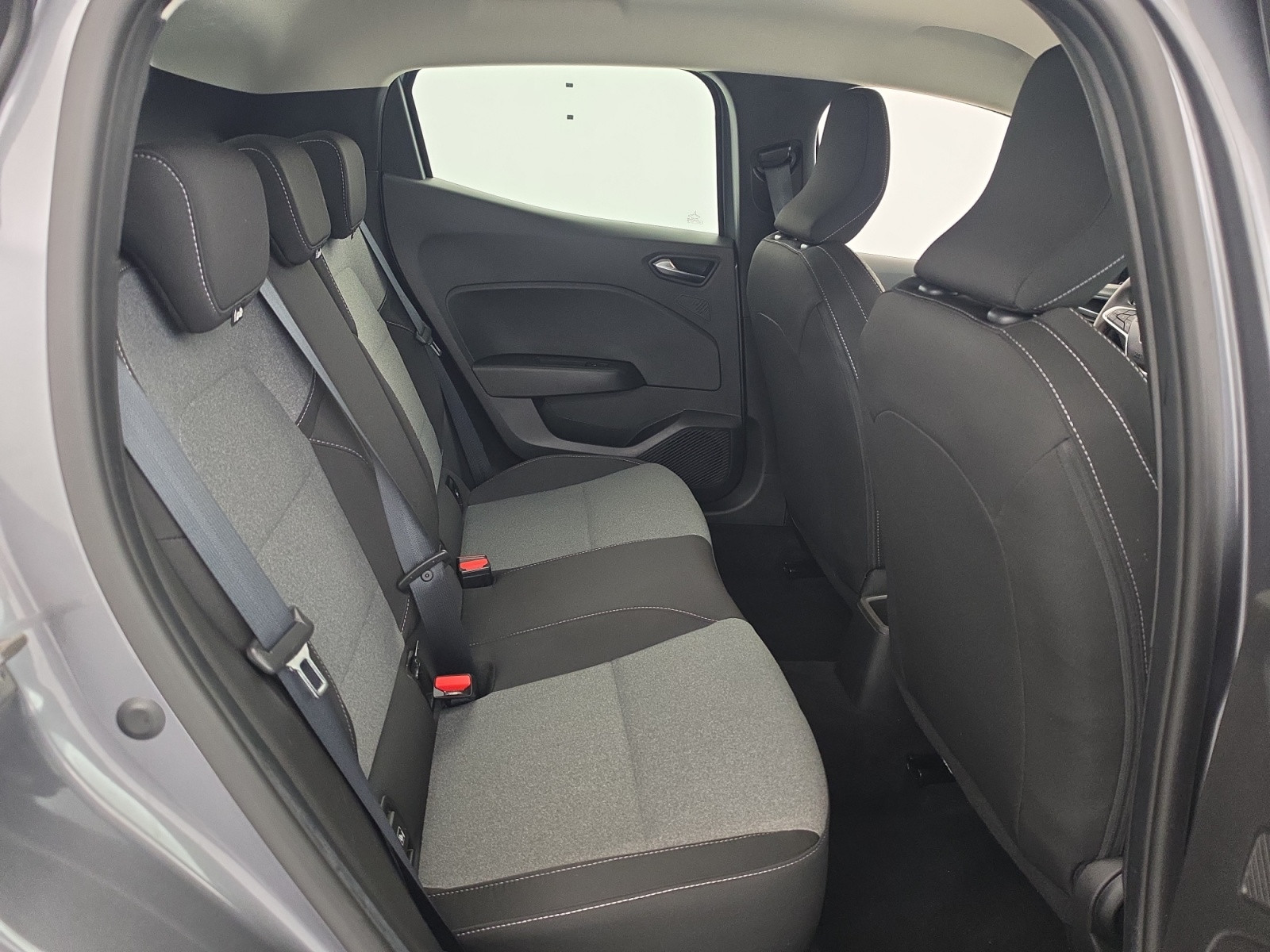 Vente en ligne Renault Clio 5 Clio TCe 90 au prix de 15 490 €