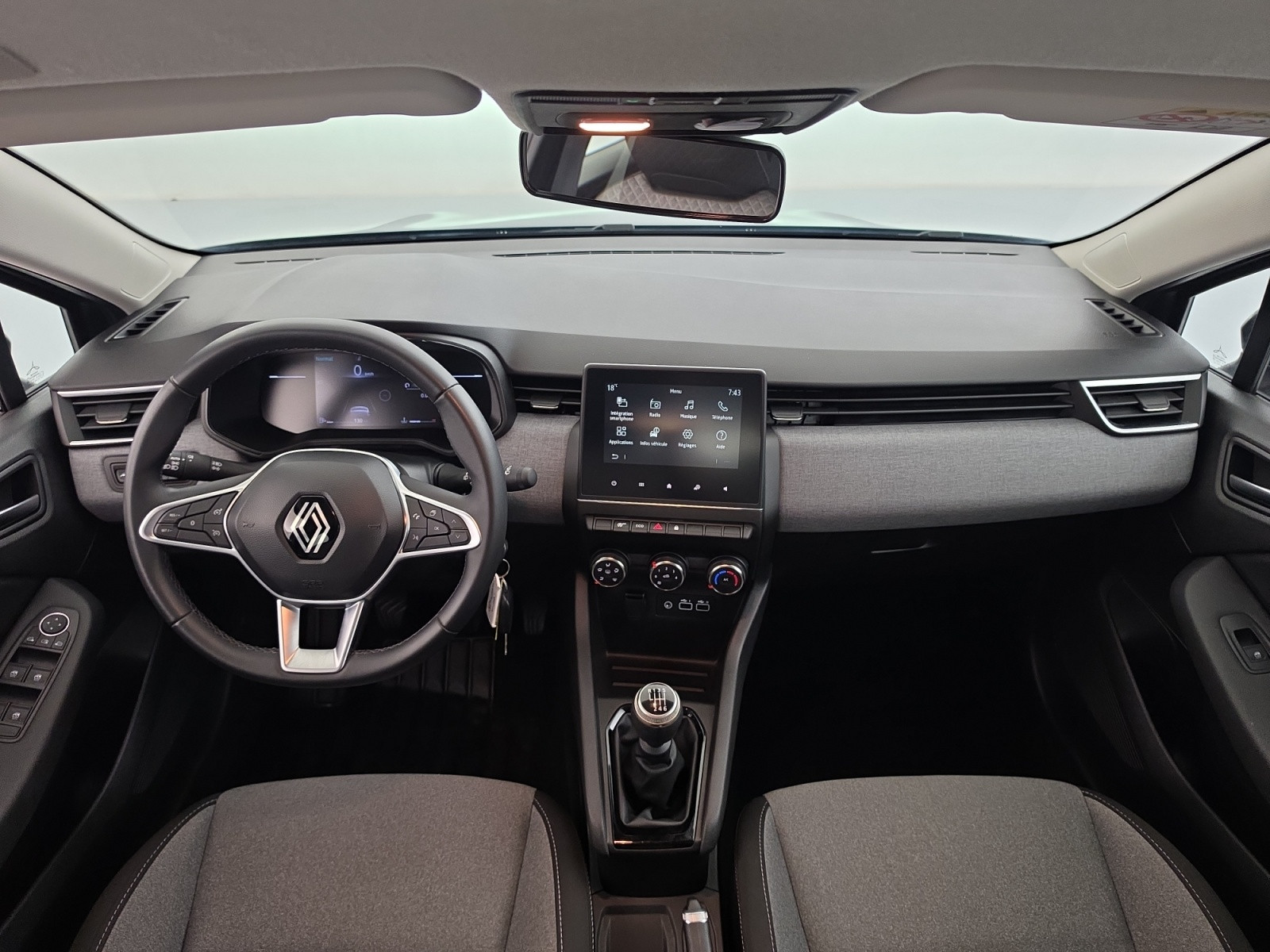 Vente en ligne Renault Clio 5 Clio TCe 90 au prix de 15 490 €