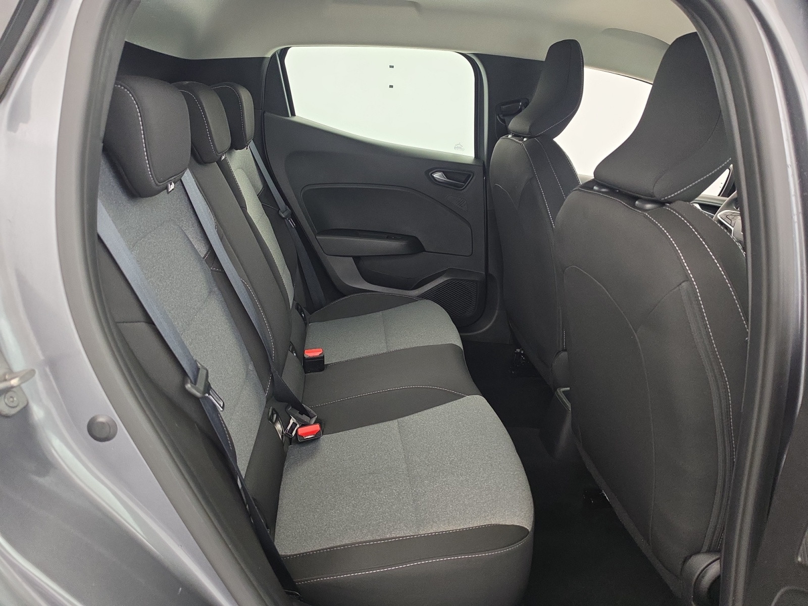 Vente en ligne Renault Clio 5 Clio TCe 90 au prix de 14 600 €
